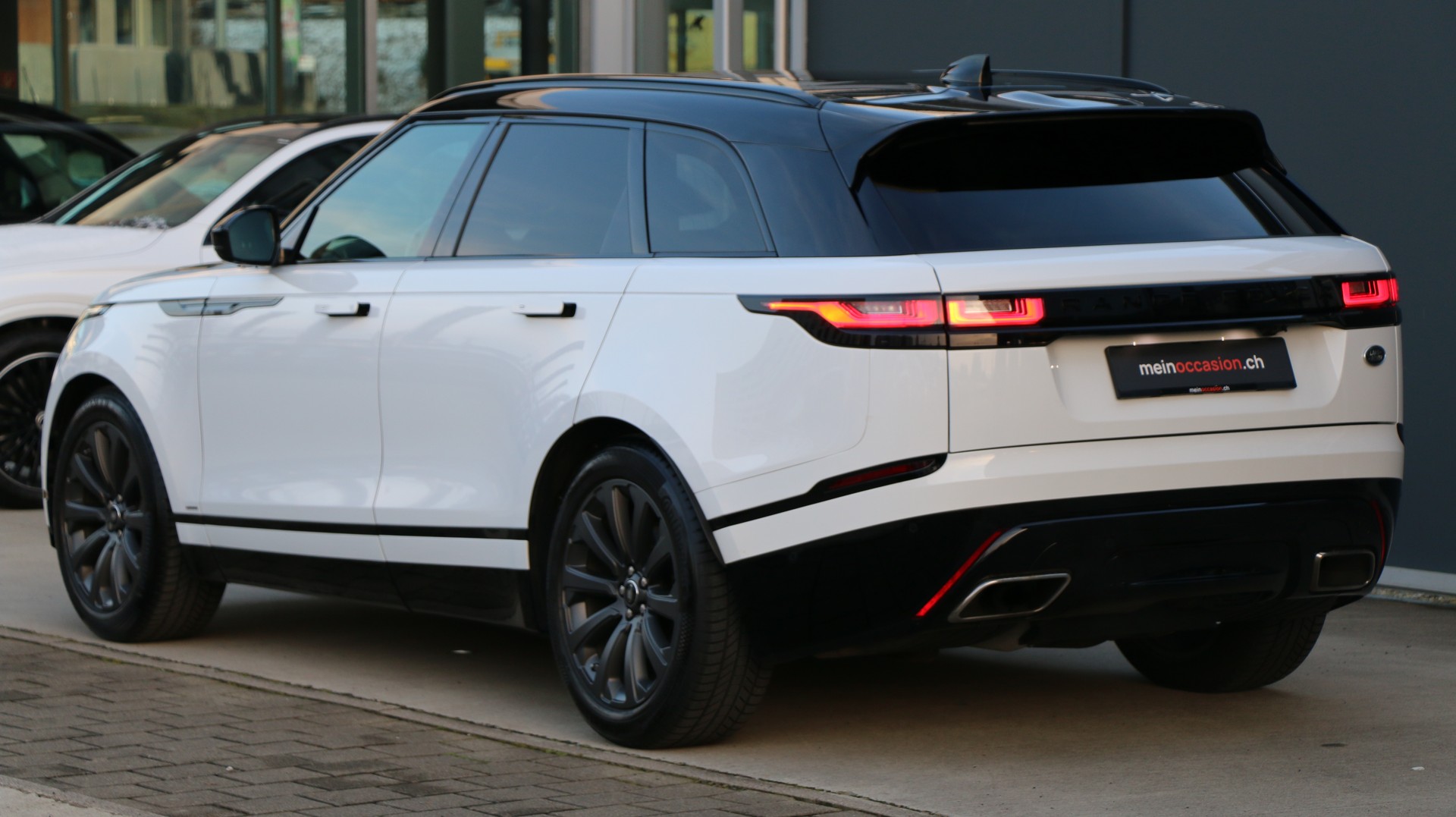LAND ROVER RR Velar D 300 SE-image-3