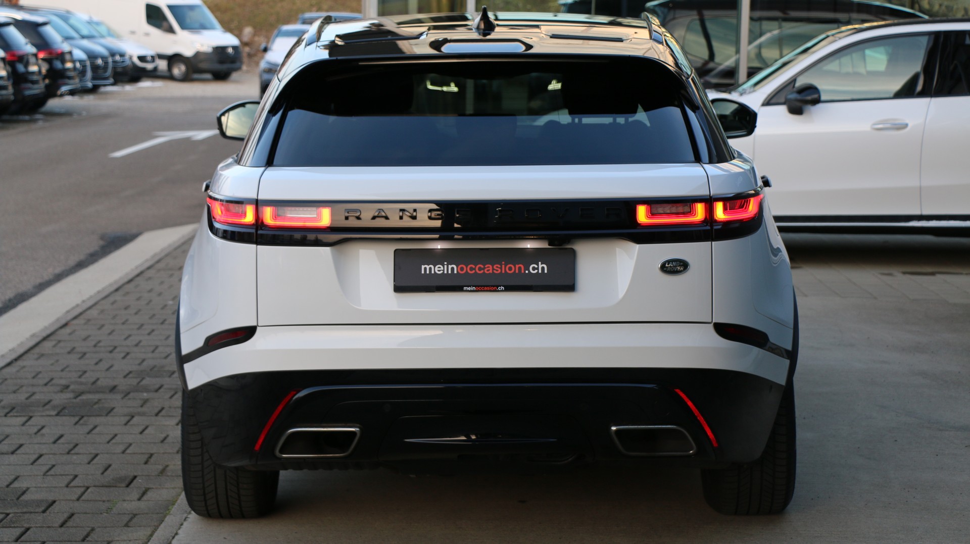 LAND ROVER RR Velar D 300 SE-image-4