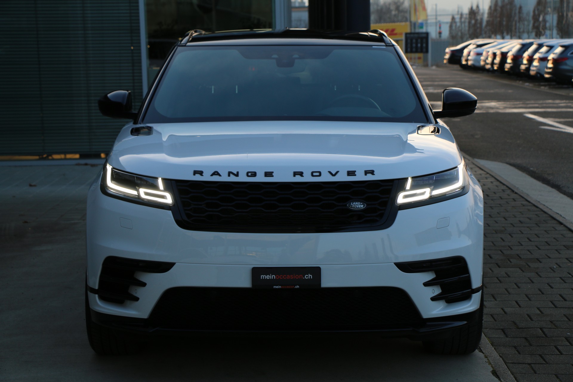 LAND ROVER RR Velar D 300 SE-image-17