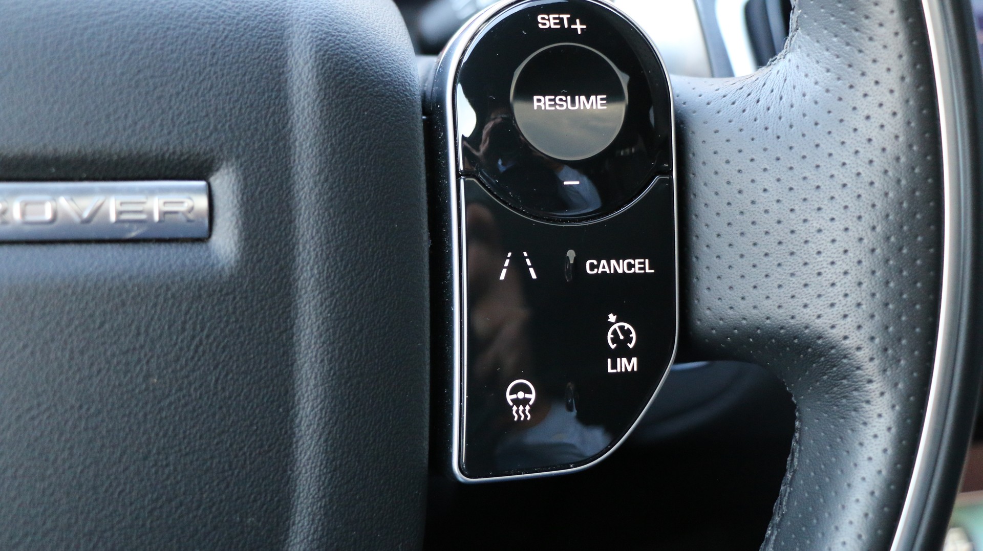 LAND ROVER RR Velar D 300 SE-image-6