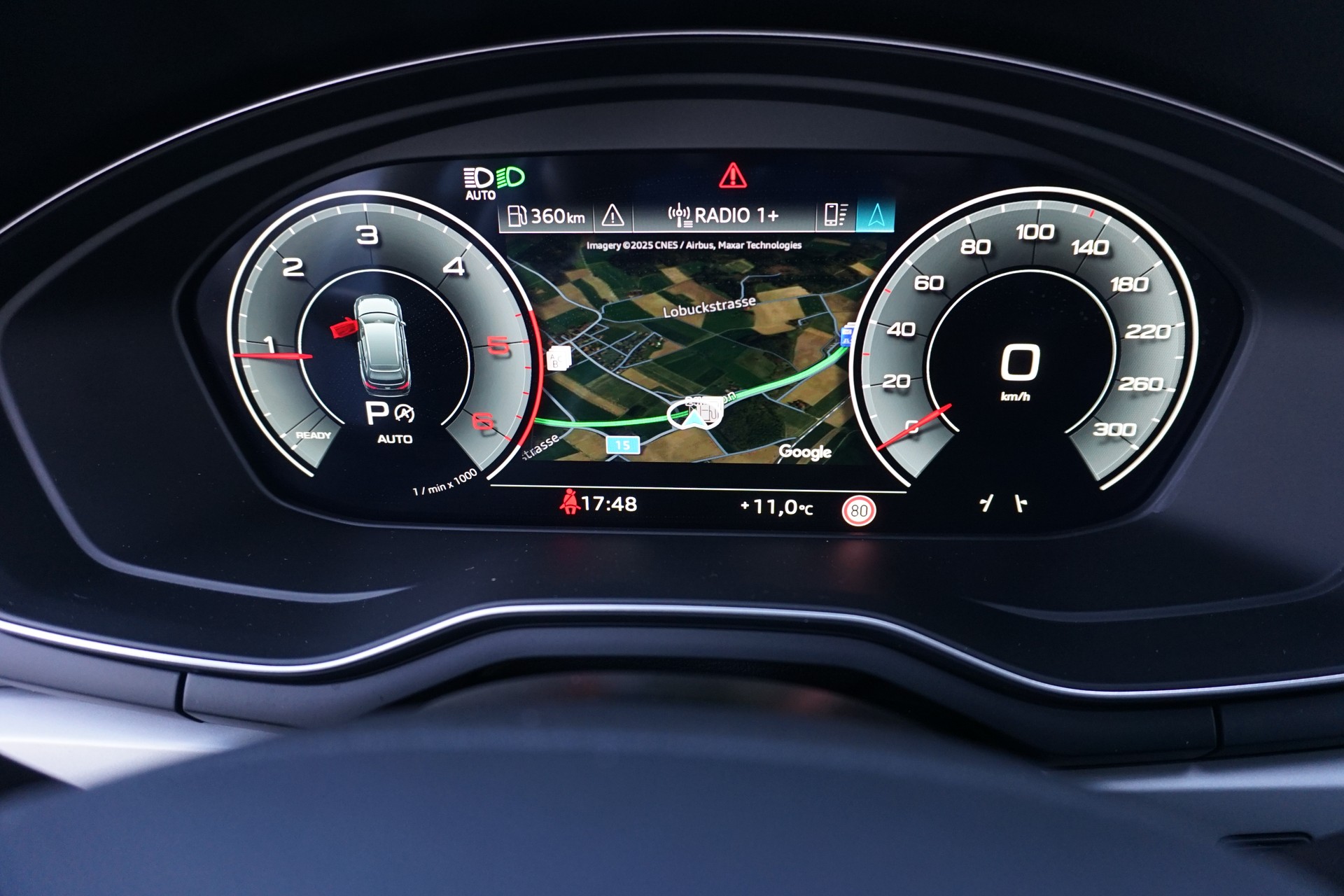 AUDI A4 Avant 40 TDI S-Line quattro 204PS-image-20
