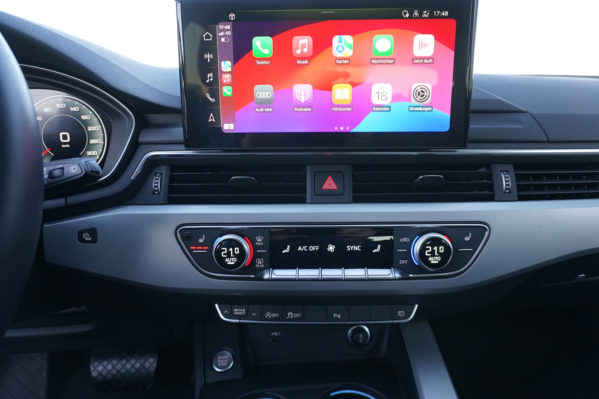 AUDI A4 Avant 40 TDI S-Line quattro 204PS-image-21