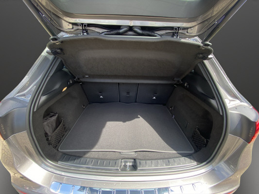 MERCEDES-BENZ GLA 220 4Matic 8G-DCT-image-11