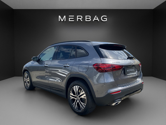 MERCEDES-BENZ GLA 220 4Matic 8G-DCT-image-3