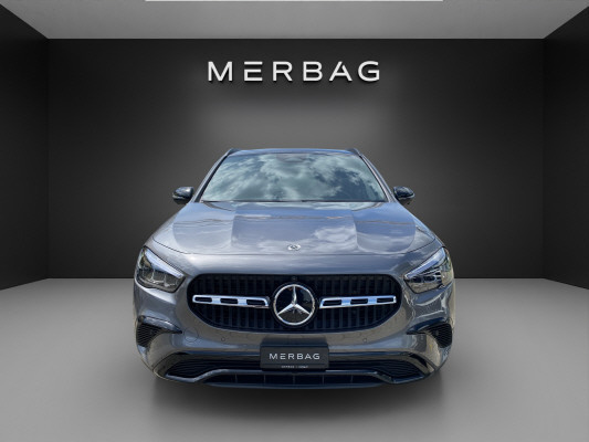 MERCEDES-BENZ GLA 220 4Matic 8G-DCT-image-1
