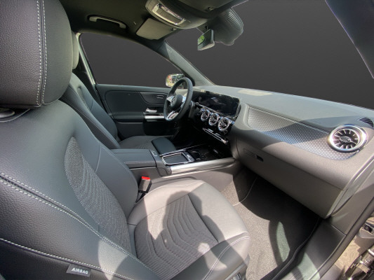 MERCEDES-BENZ GLA 220 4Matic 8G-DCT-image-10