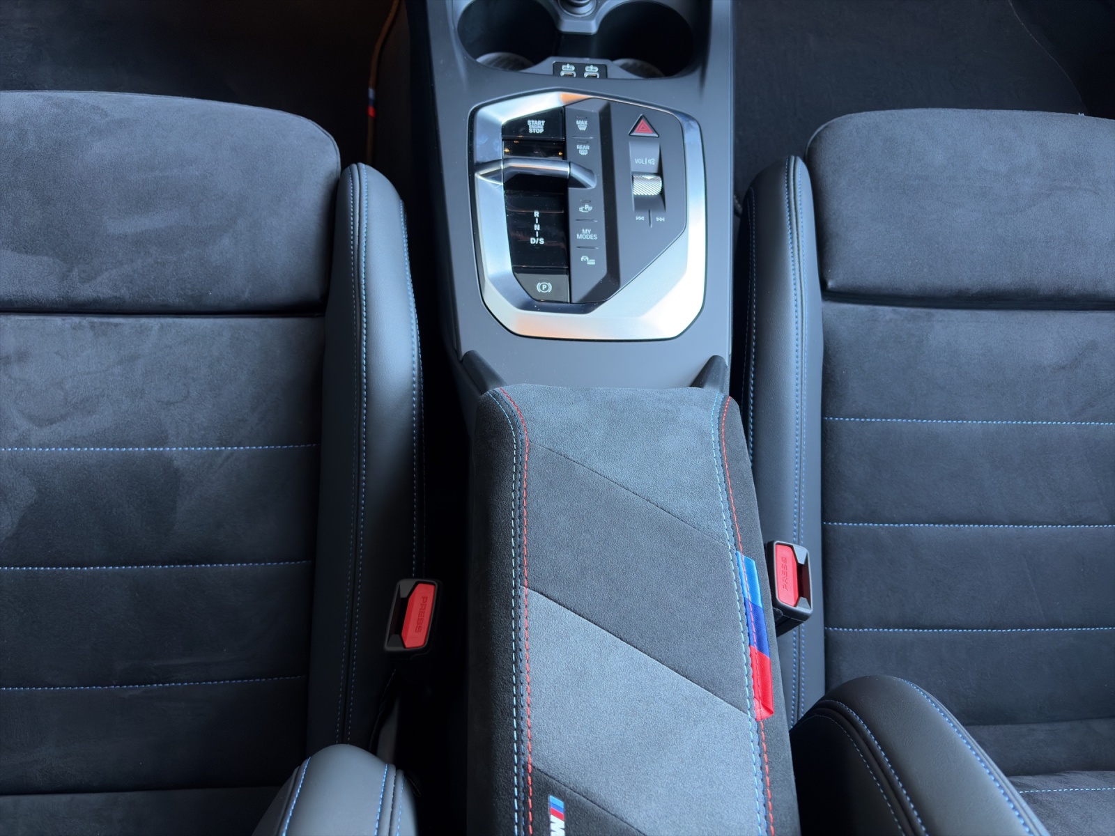 BMW 123 xDrive-image-12