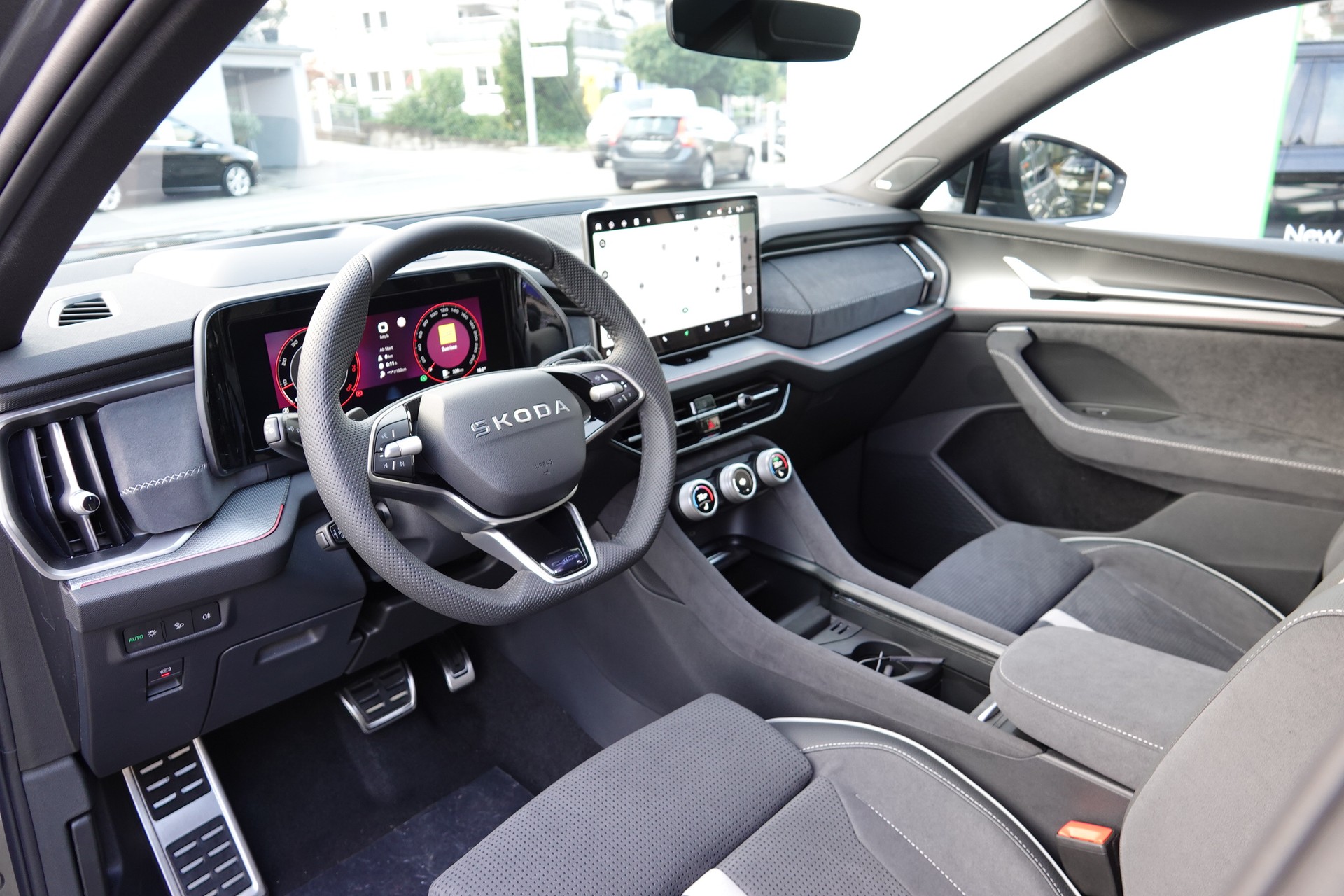 SKODA Kodiaq 2.0 TSI Sport. 4x4-image-9