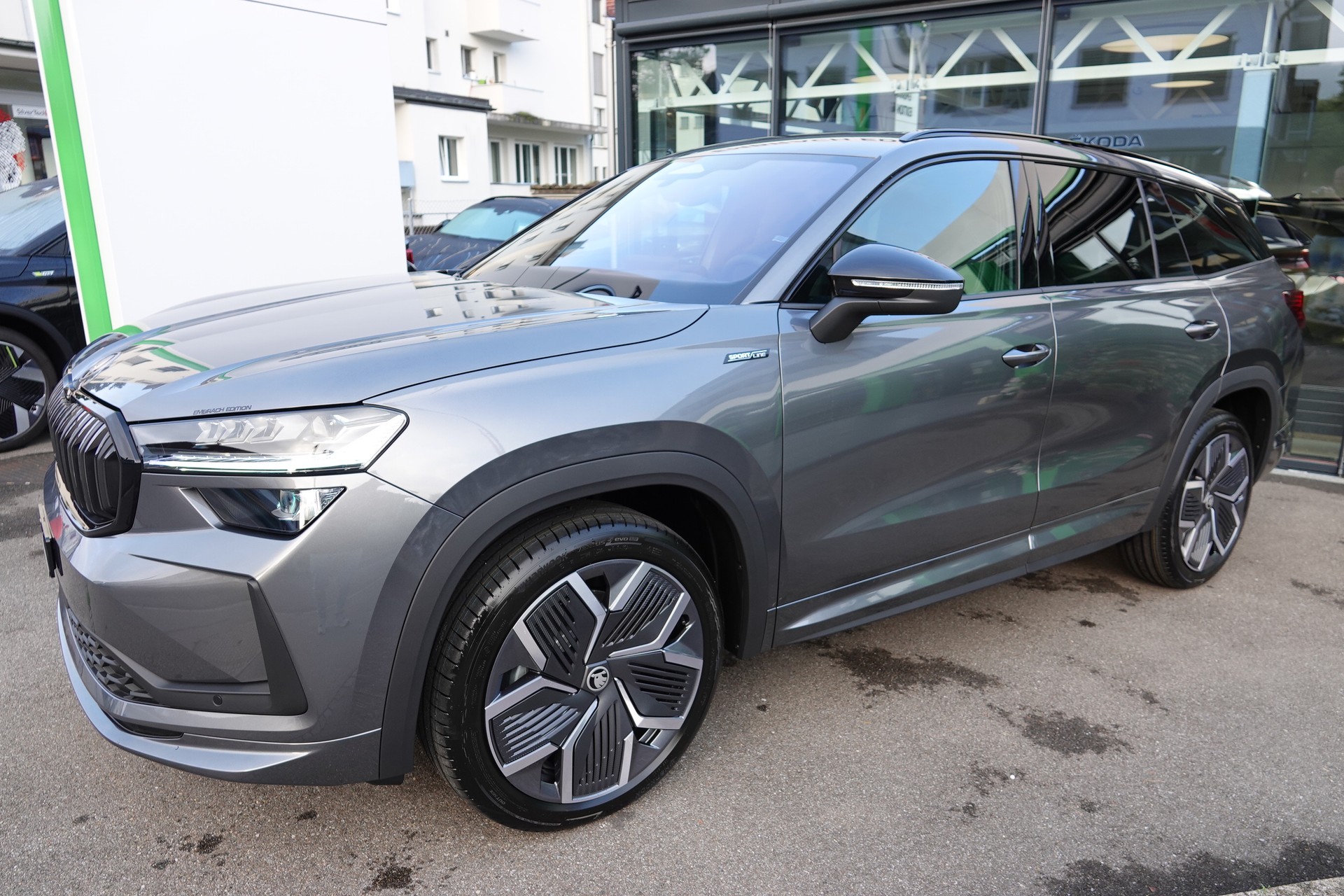 SKODA Kodiaq 2.0 TSI Sport. 4x4-showroom-element-3