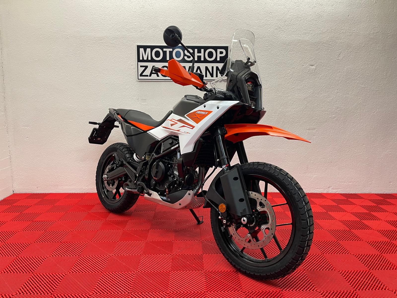 KTM 390 Adventure X-showroom-element-2