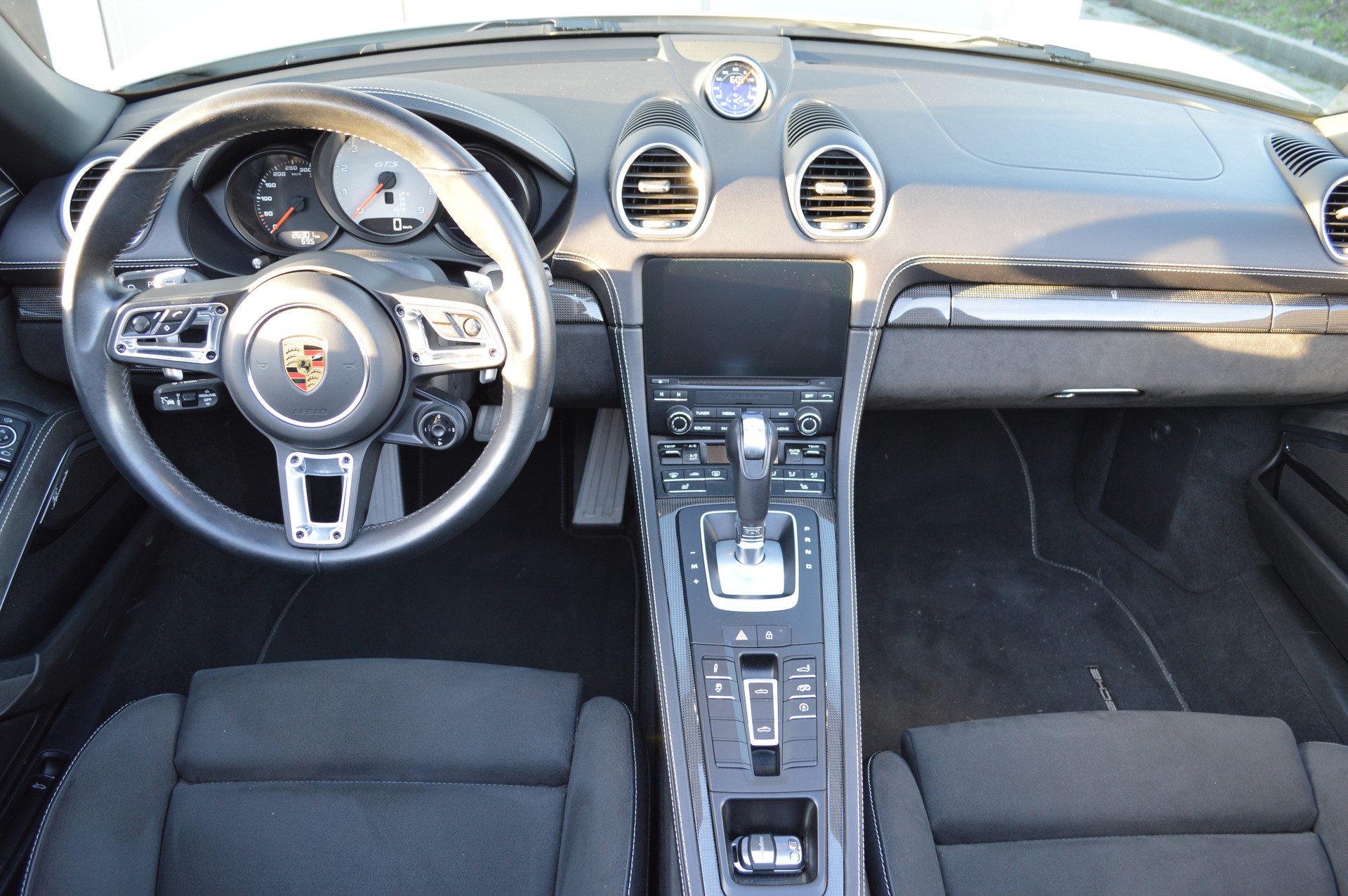 PORSCHE 718 Boxster GTS 4.0 PDK-image-12