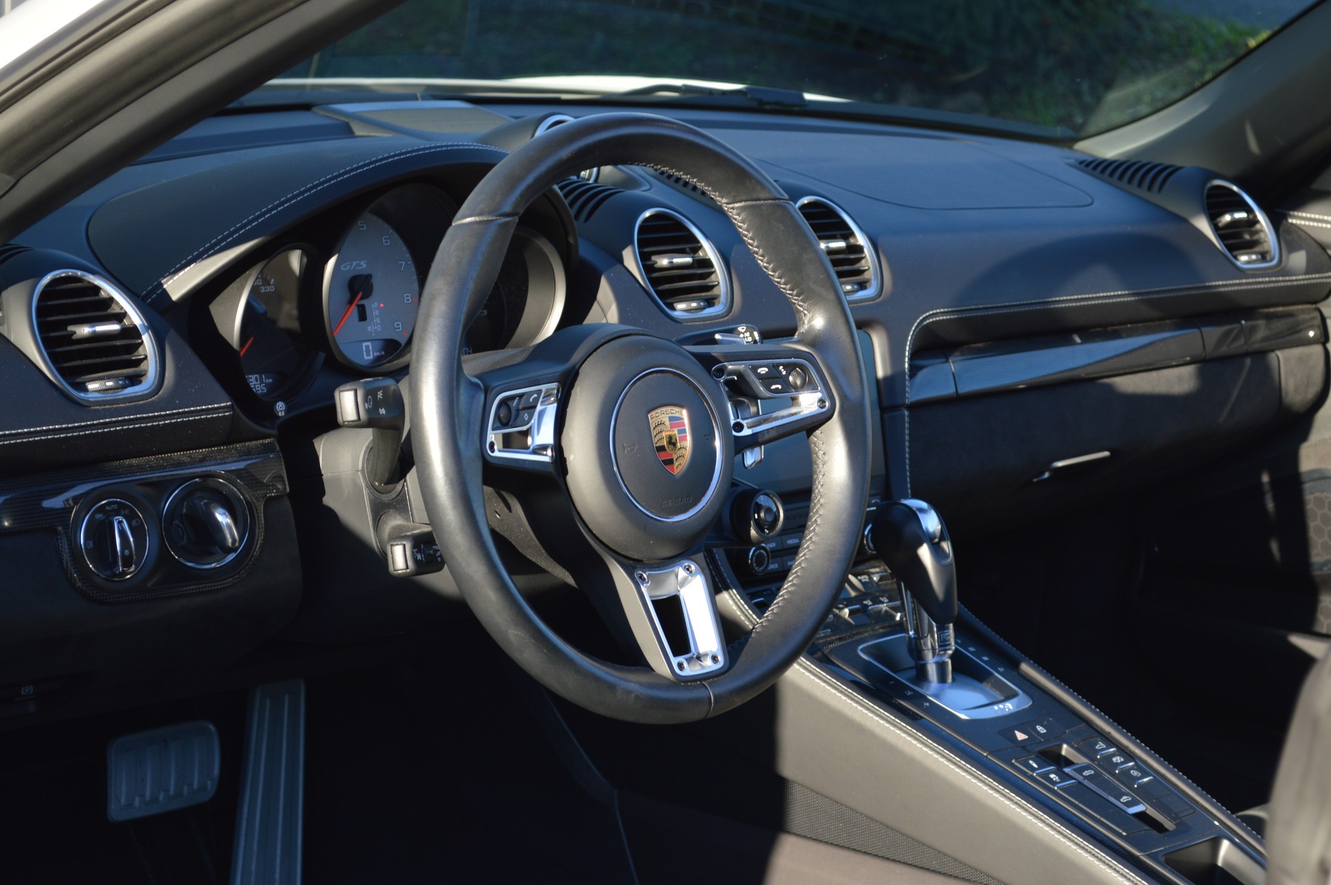 PORSCHE 718 Boxster GTS 4.0 PDK-image-13