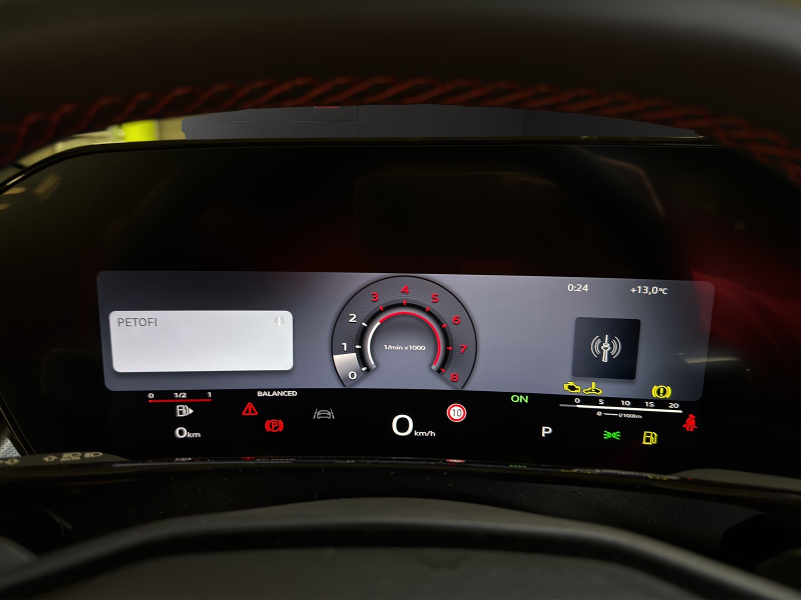 AUDI Q3 SUV 110 kW TFSI S tronic-image-9