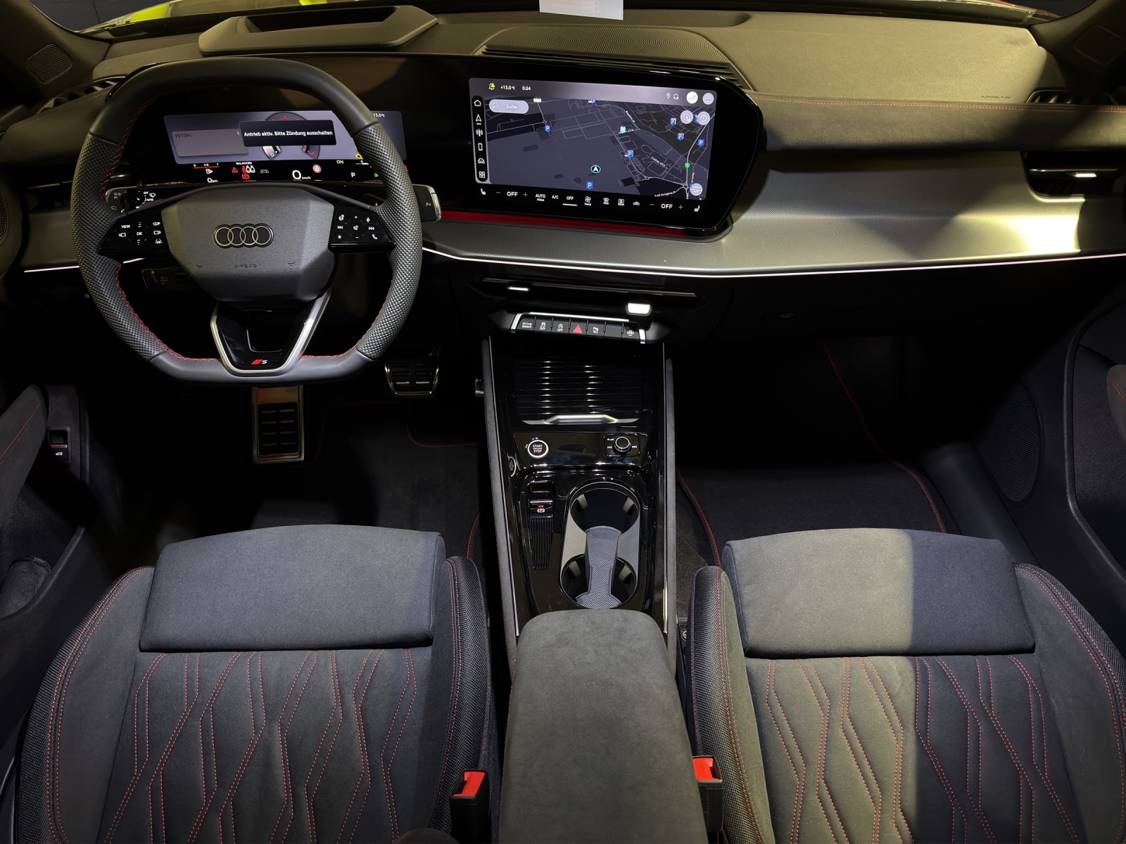 AUDI Q3 SUV 110 kW TFSI S tronic-image-11