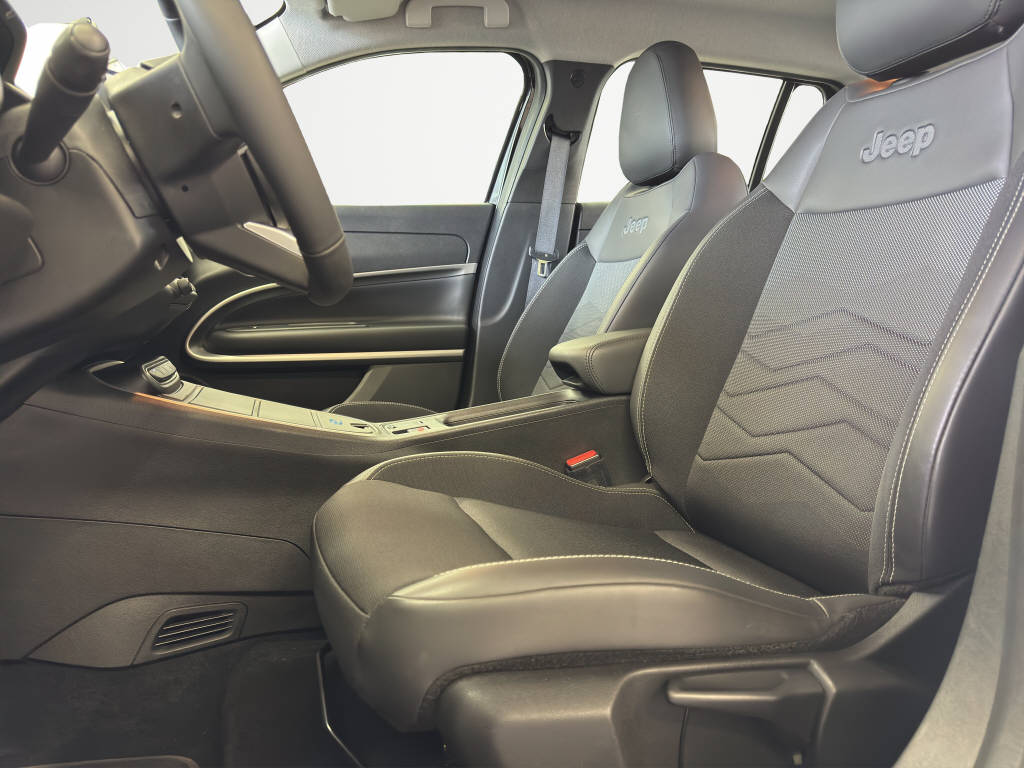 JEEP Avenger Swiss Altitude-image-8
