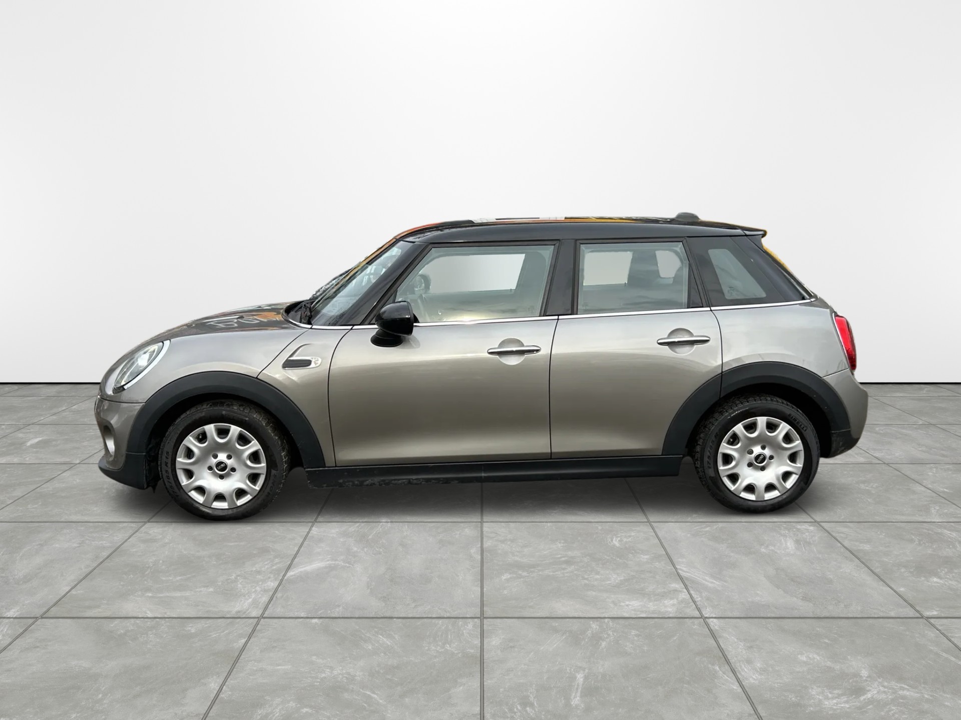 MINI Cooper Steptronic DKG-image-9