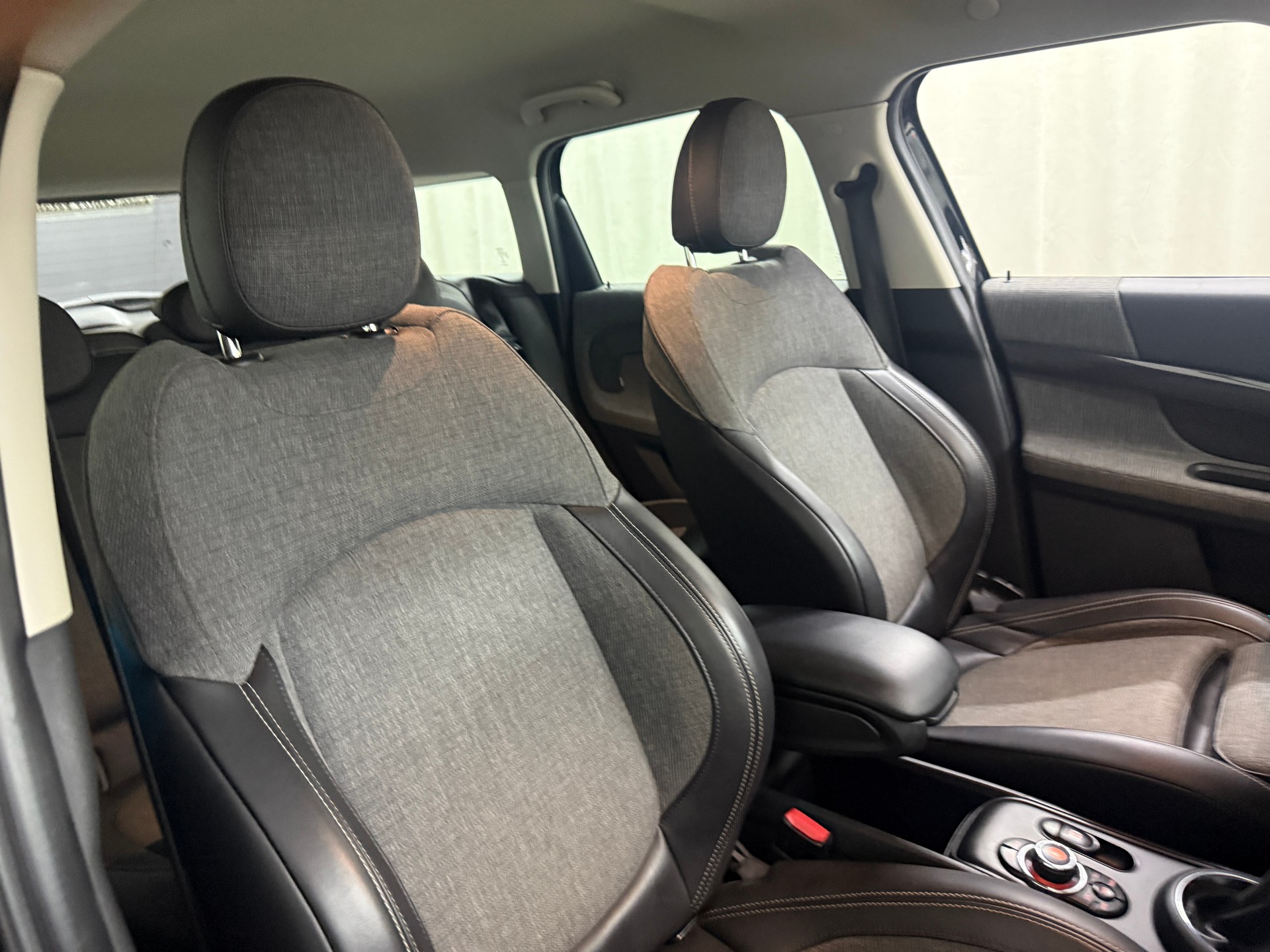 MINI Countryman Cooper S E ALL4 Steptronic-image-11