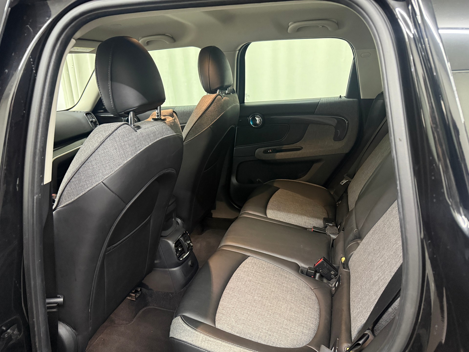 MINI Countryman Cooper S E ALL4 Steptronic-image-12