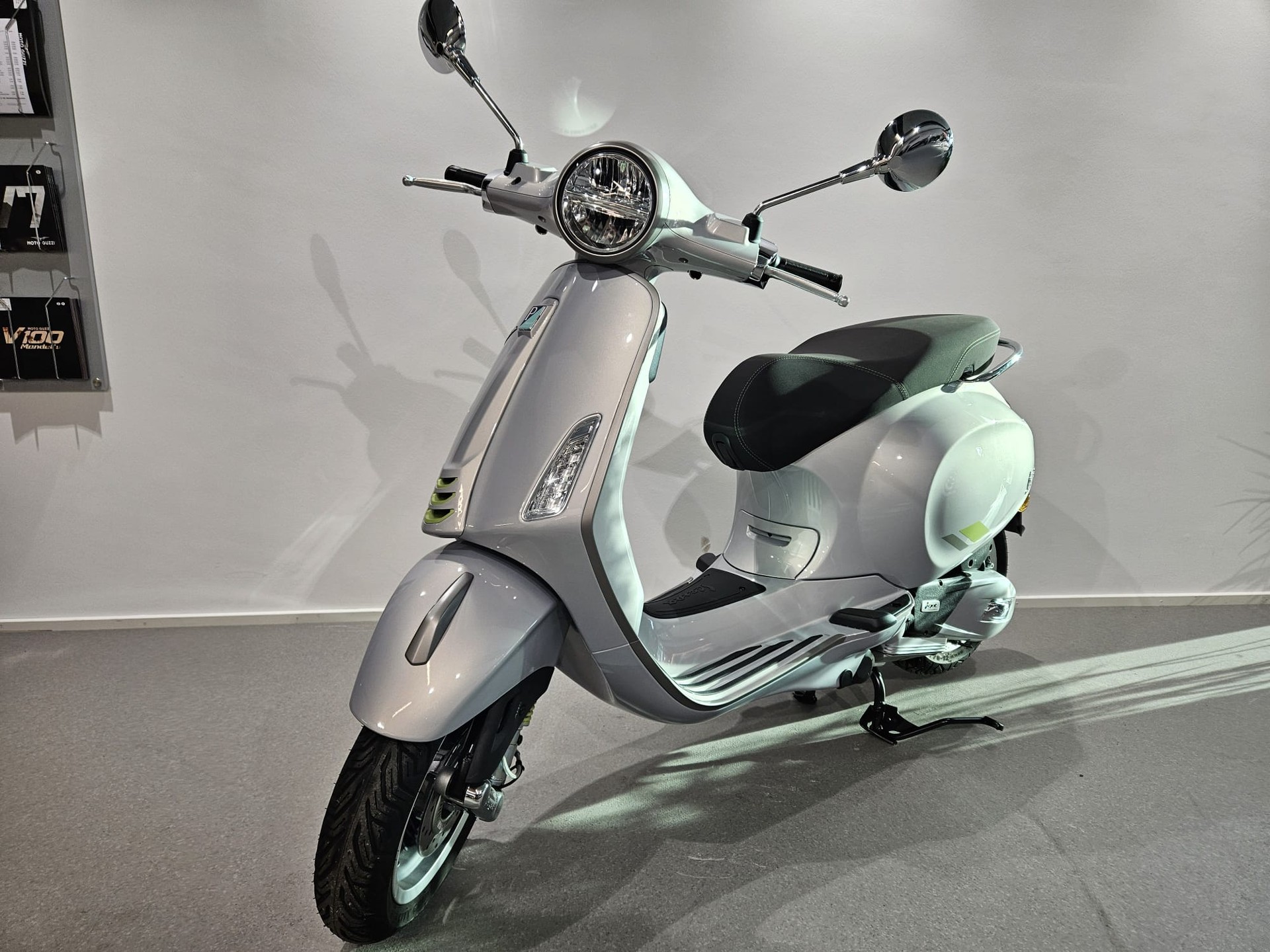 PIAGGIO Vespa Primavera 125 Tech Euro 5+-image-4