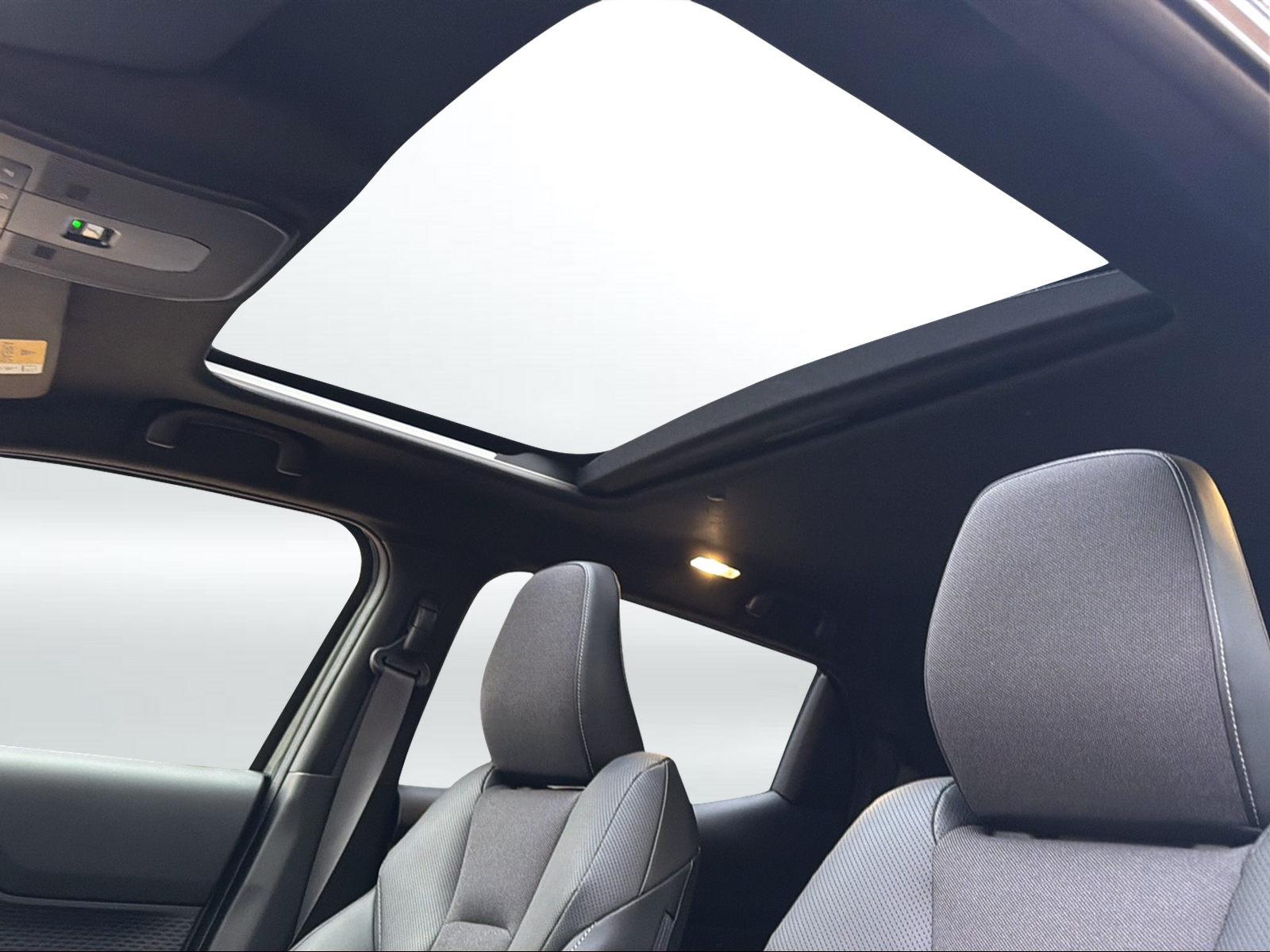 TOYOTA Urban Cruiser Premium AWD-image-14