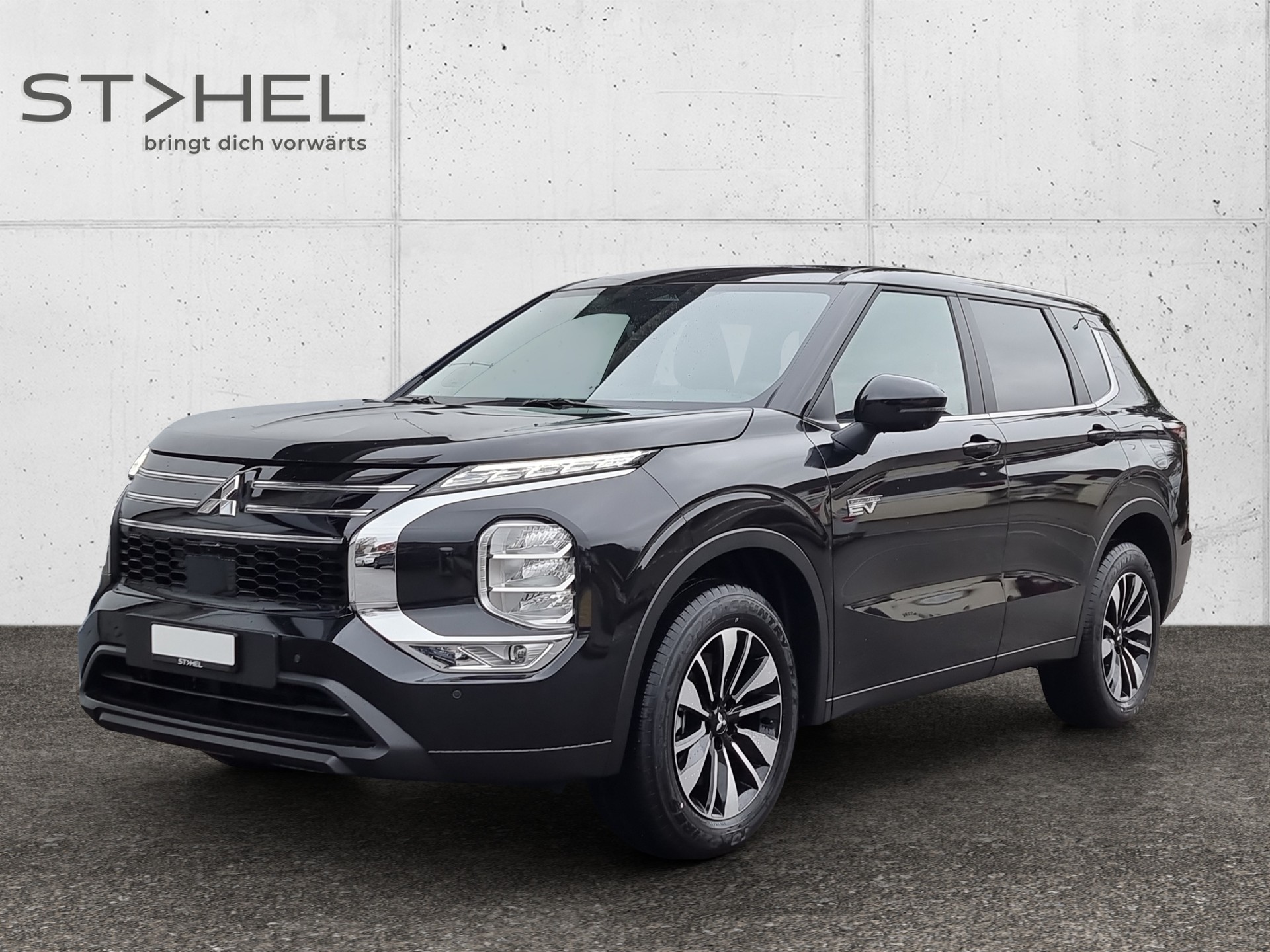 MITSUBISHI Outlander 2.4 PHEV Invite 4x4-image-0