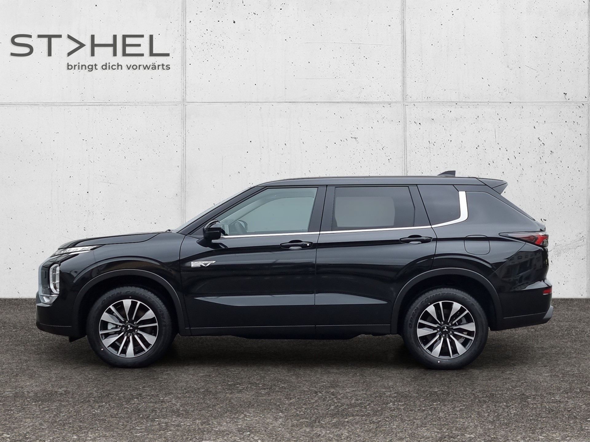 MITSUBISHI Outlander 2.4 PHEV Invite 4x4-image-1