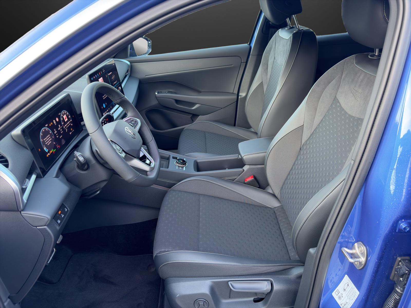 VW T-Roc 1.5 eTSI mHEV R-Line DSG-image-7