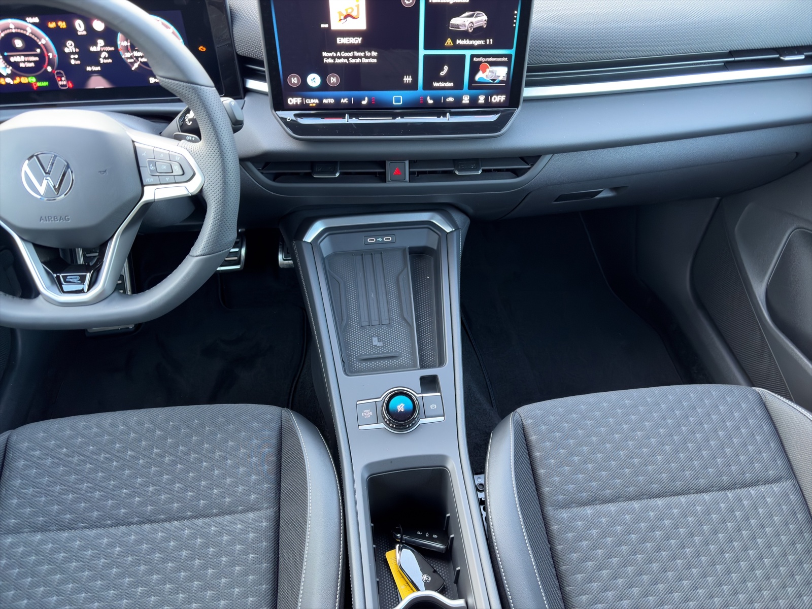 VW T-Roc 1.5 eTSI mHEV R-Line DSG-image-11