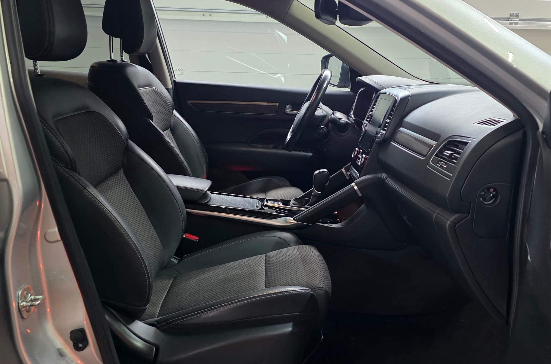 RENAULT Koleos 2.0 dCi Intens 4x4 Xtronic CVT-image-23