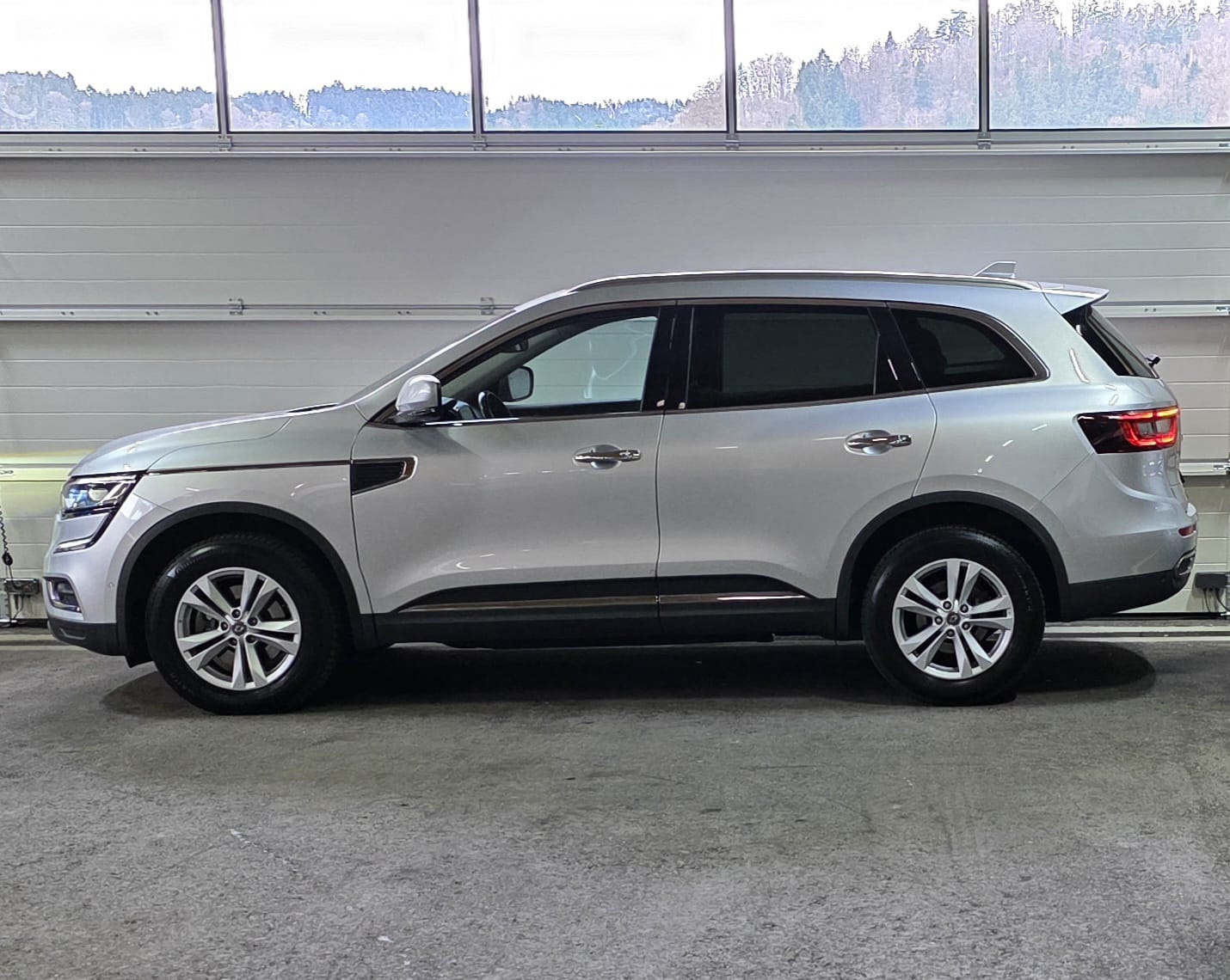 RENAULT Koleos 2.0 dCi Intens 4x4 Xtronic CVT-image-1