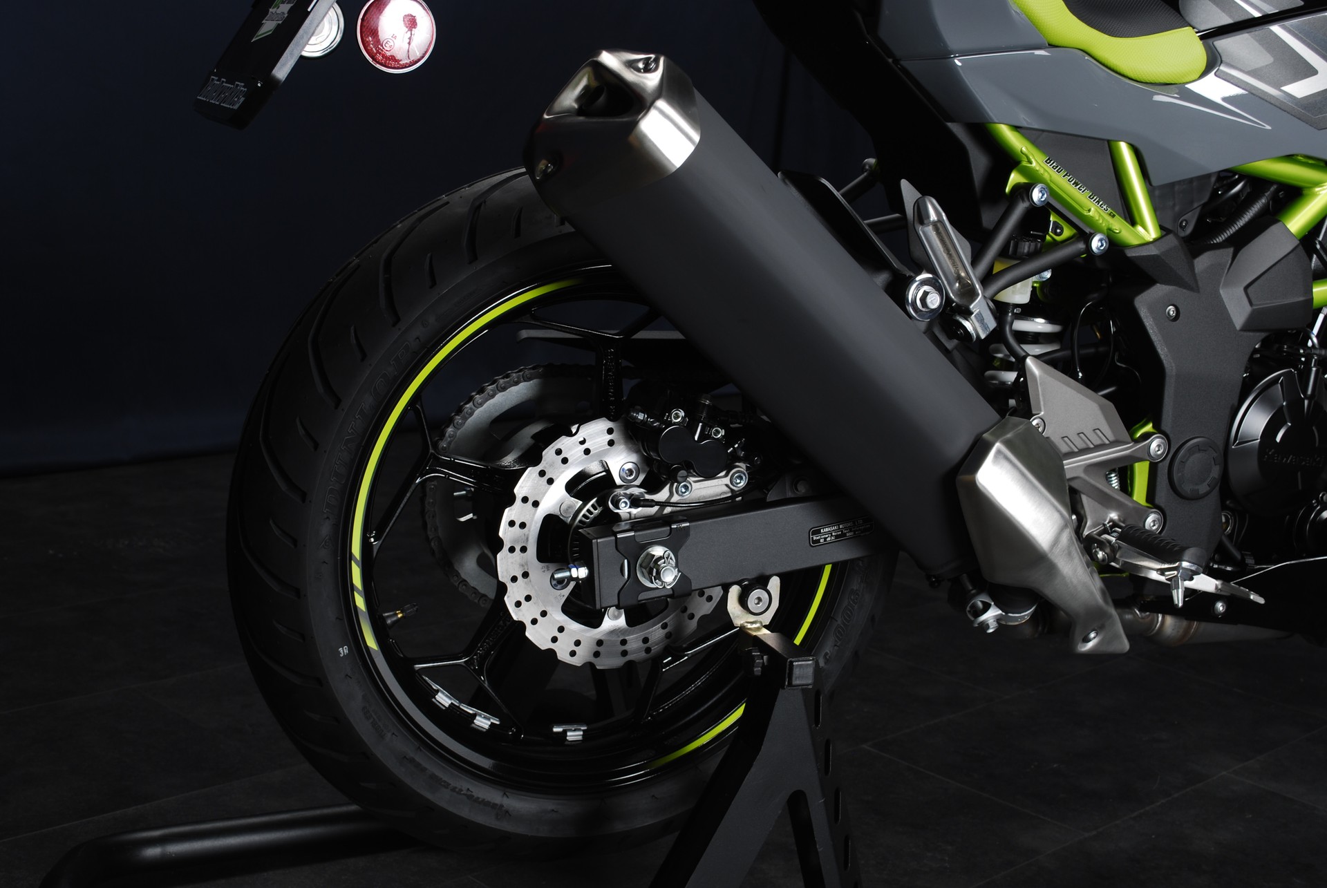 KAWASAKI Z 125 SE MY26-showroom-element-1