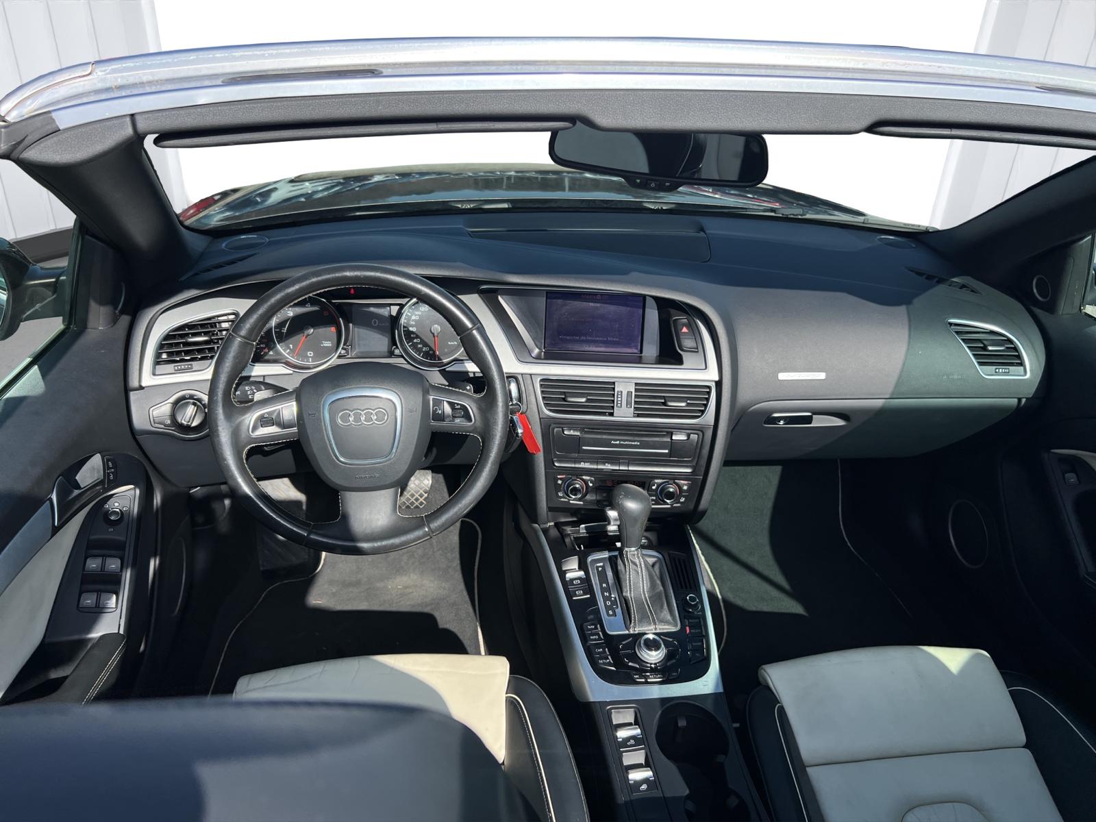 AUDI A5 Cabriolet 3.0 TDI quattro S-tronic-image-2