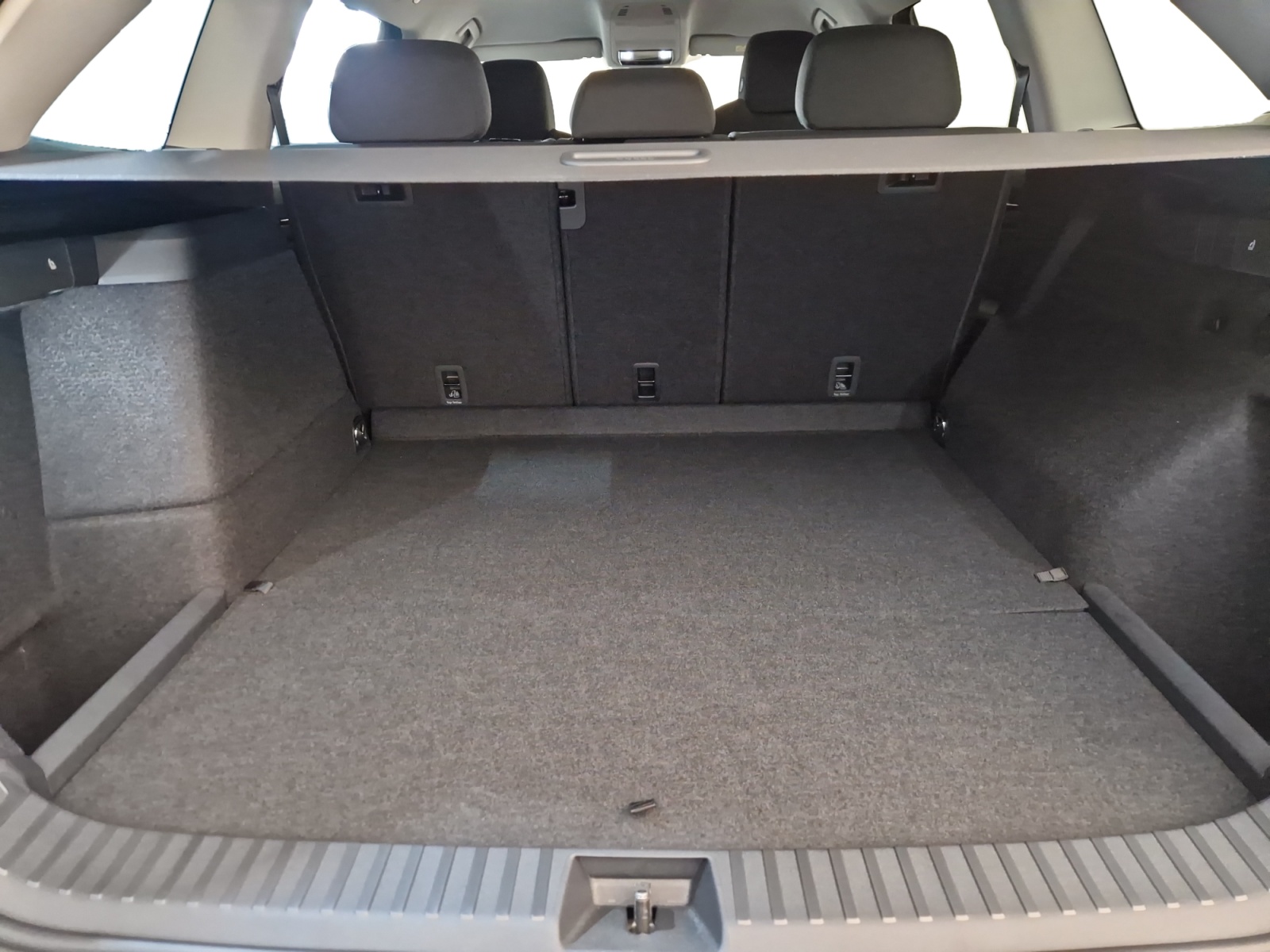 SKODA Kodiaq 1.5 TSI PHEV Dynamic-image-12