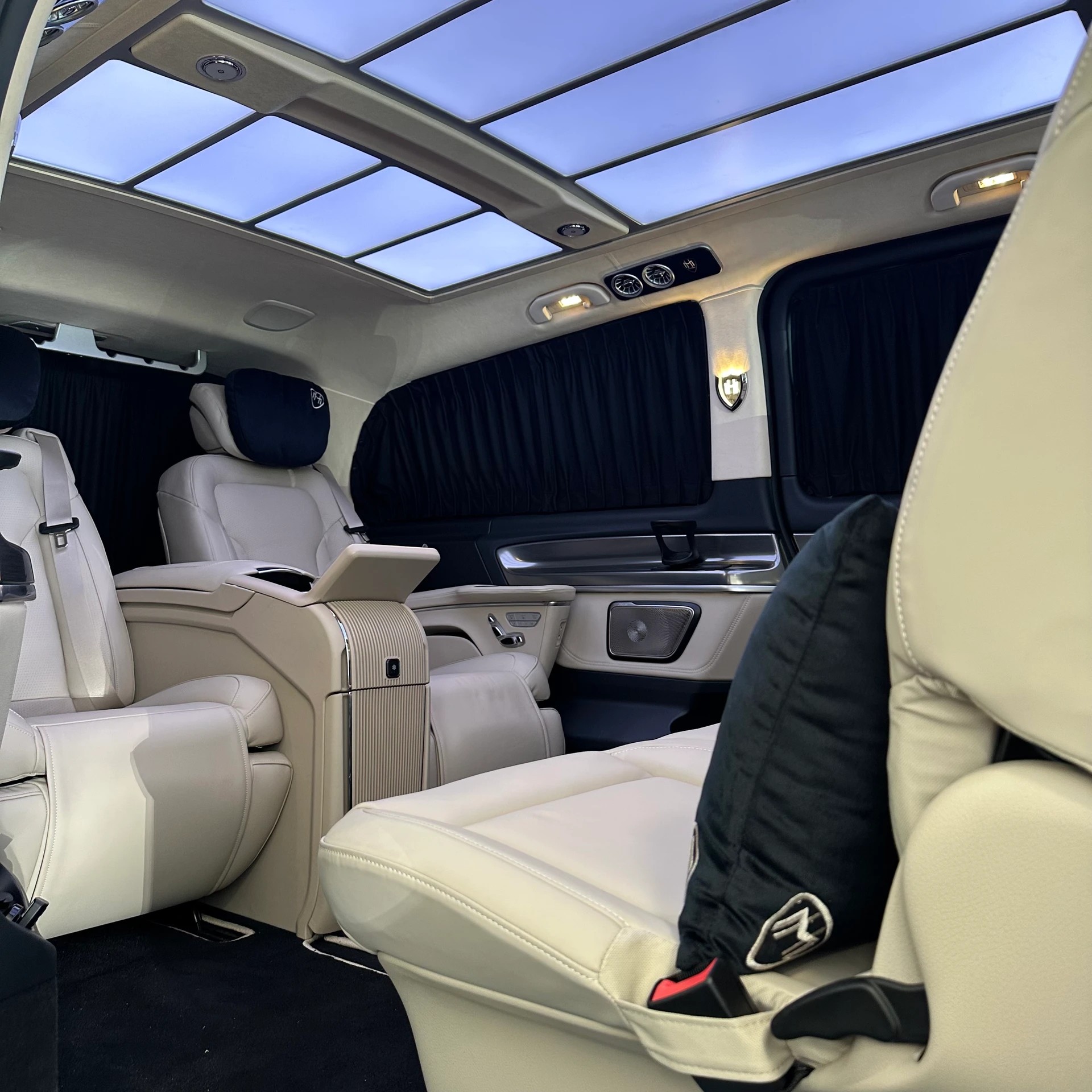 MERCEDES-BENZ V 300 d Extra-Lang 4matic Exclusive FALCON CARDADA V.I.P-image-56