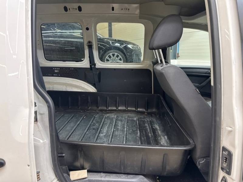 VW Caddy 1.4TSI BlueMotion Technology DSG-image-11