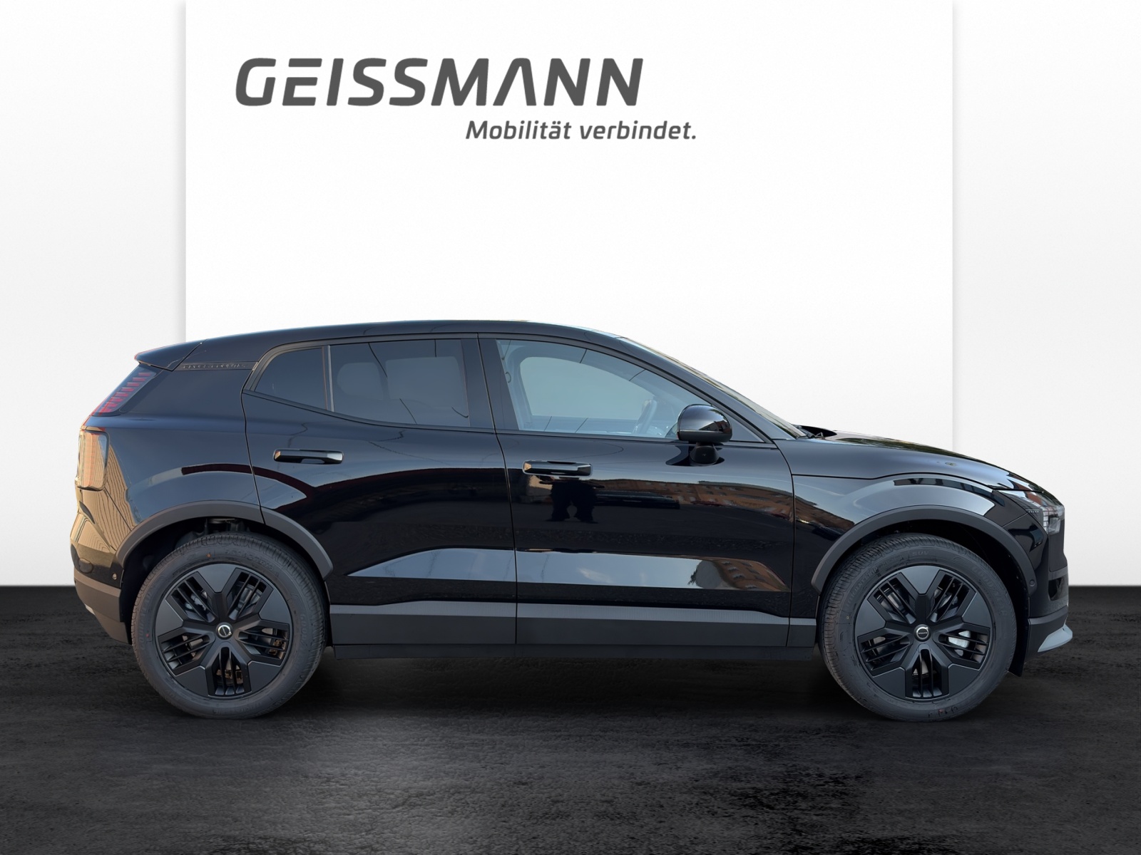 VOLVO EX30 CC E60 Twin Performance AWD-image-5