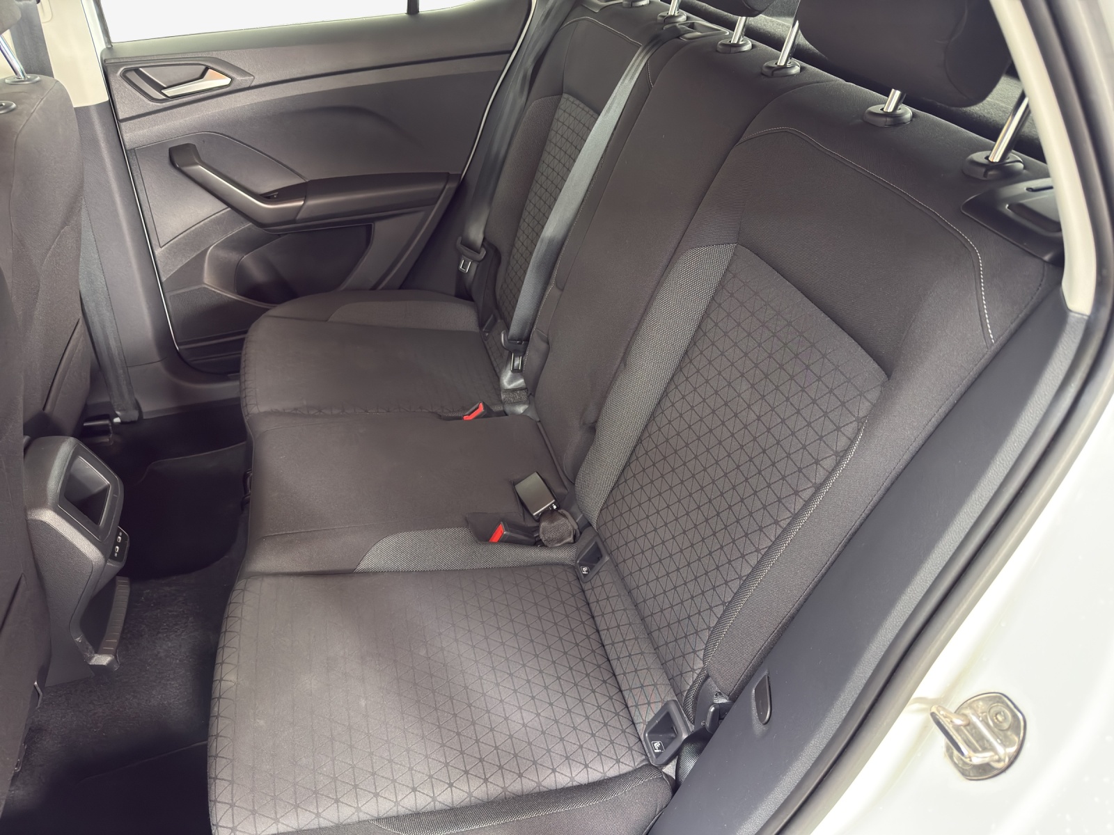 VW T-Cross 1.0 TSI Life Limited DSG-image-11