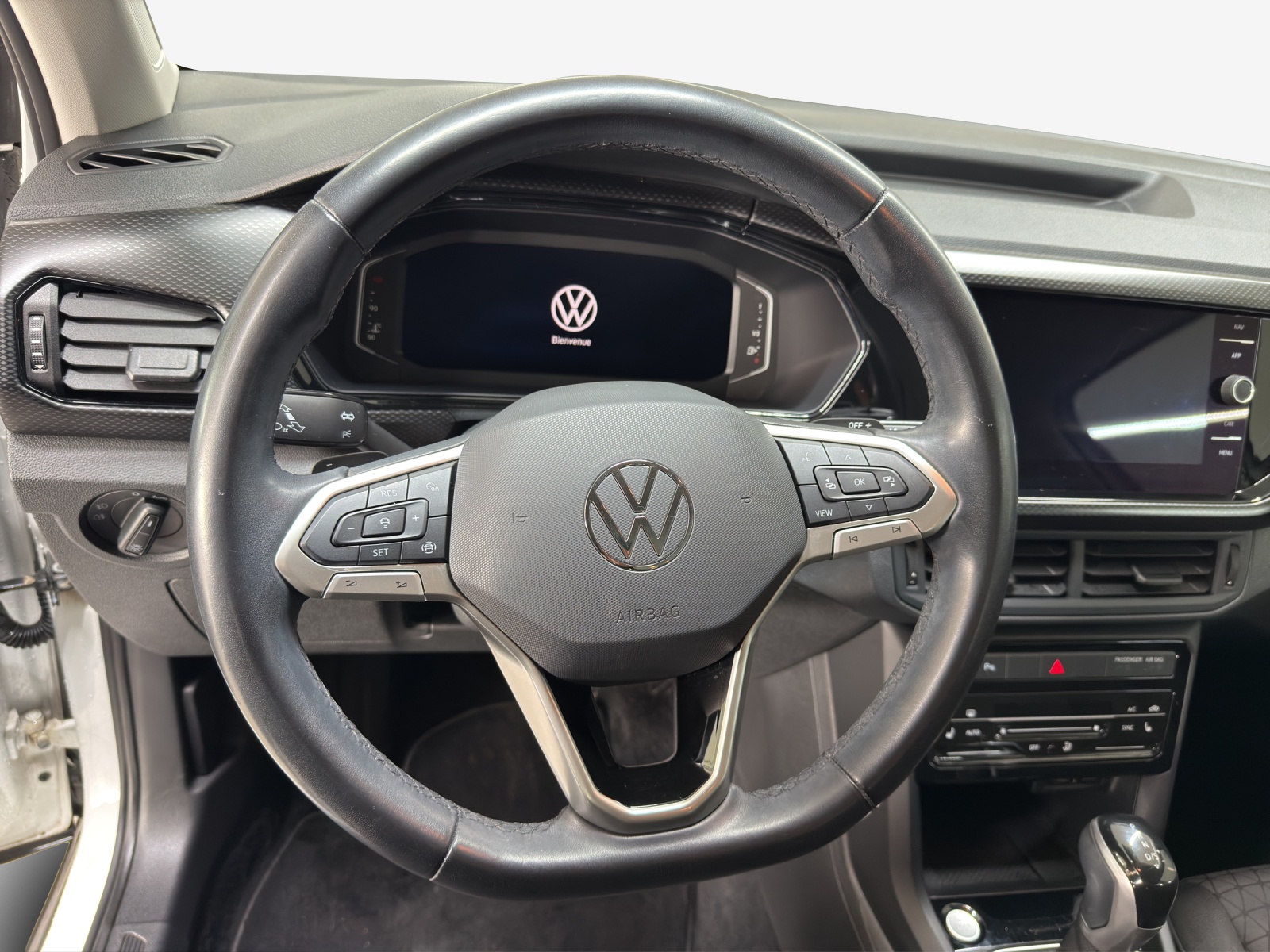 VW T-Cross 1.0 TSI Life Limited DSG-image-9