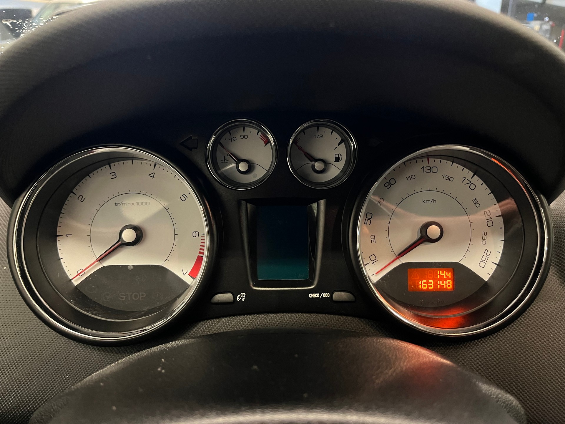 PEUGEOT Turbo-image-12