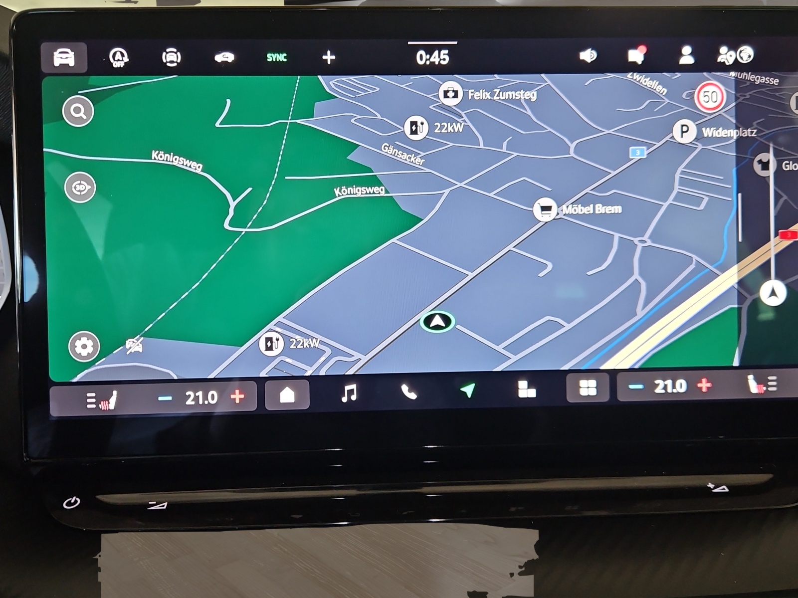 SKODA Octavia Combi 2.0 TSI DSG RS-image-13