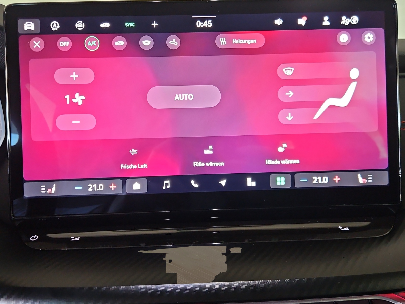 SKODA Octavia Combi 2.0 TSI DSG RS-image-17