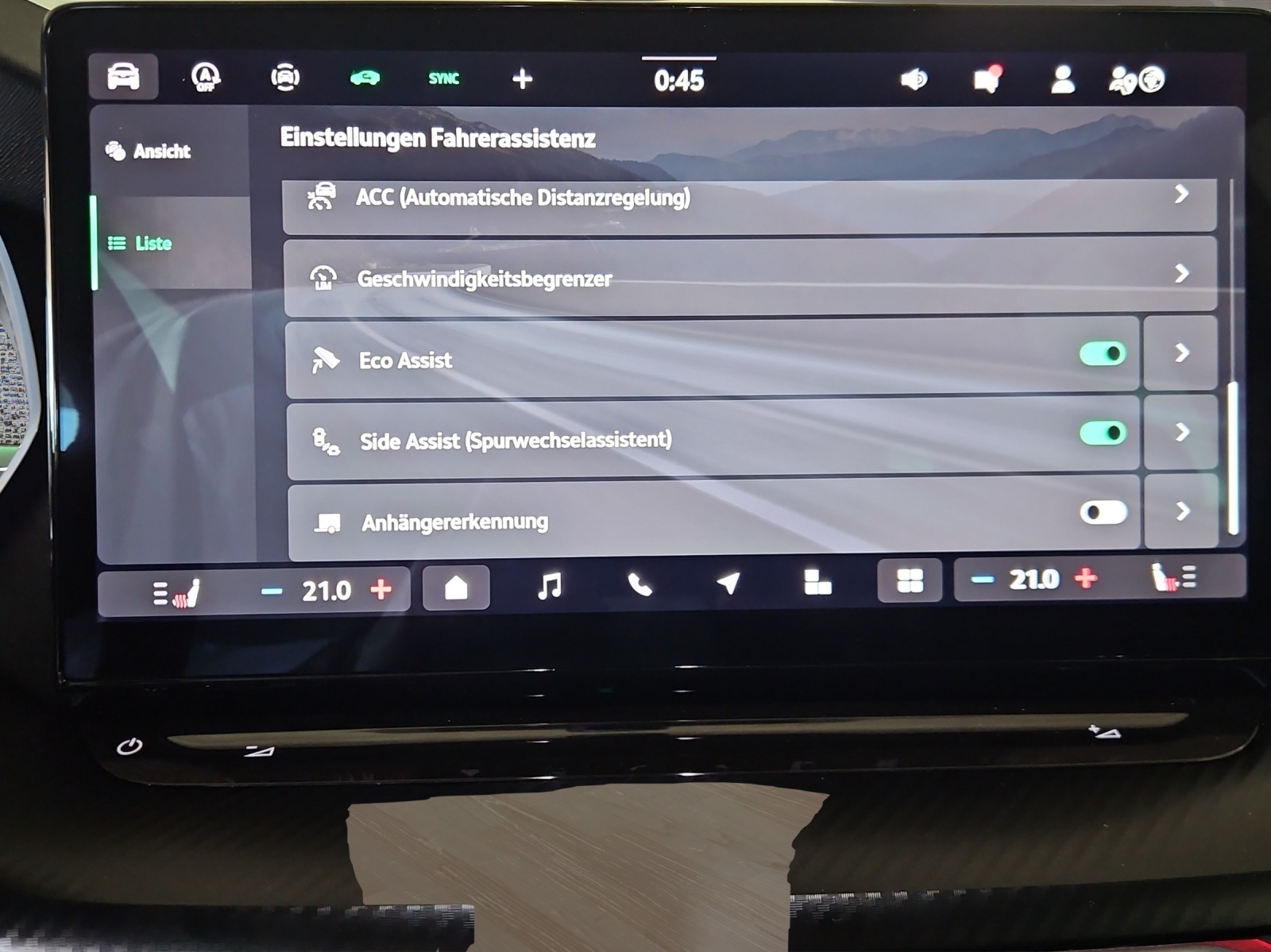 SKODA Octavia Combi 2.0 TSI DSG RS-image-19