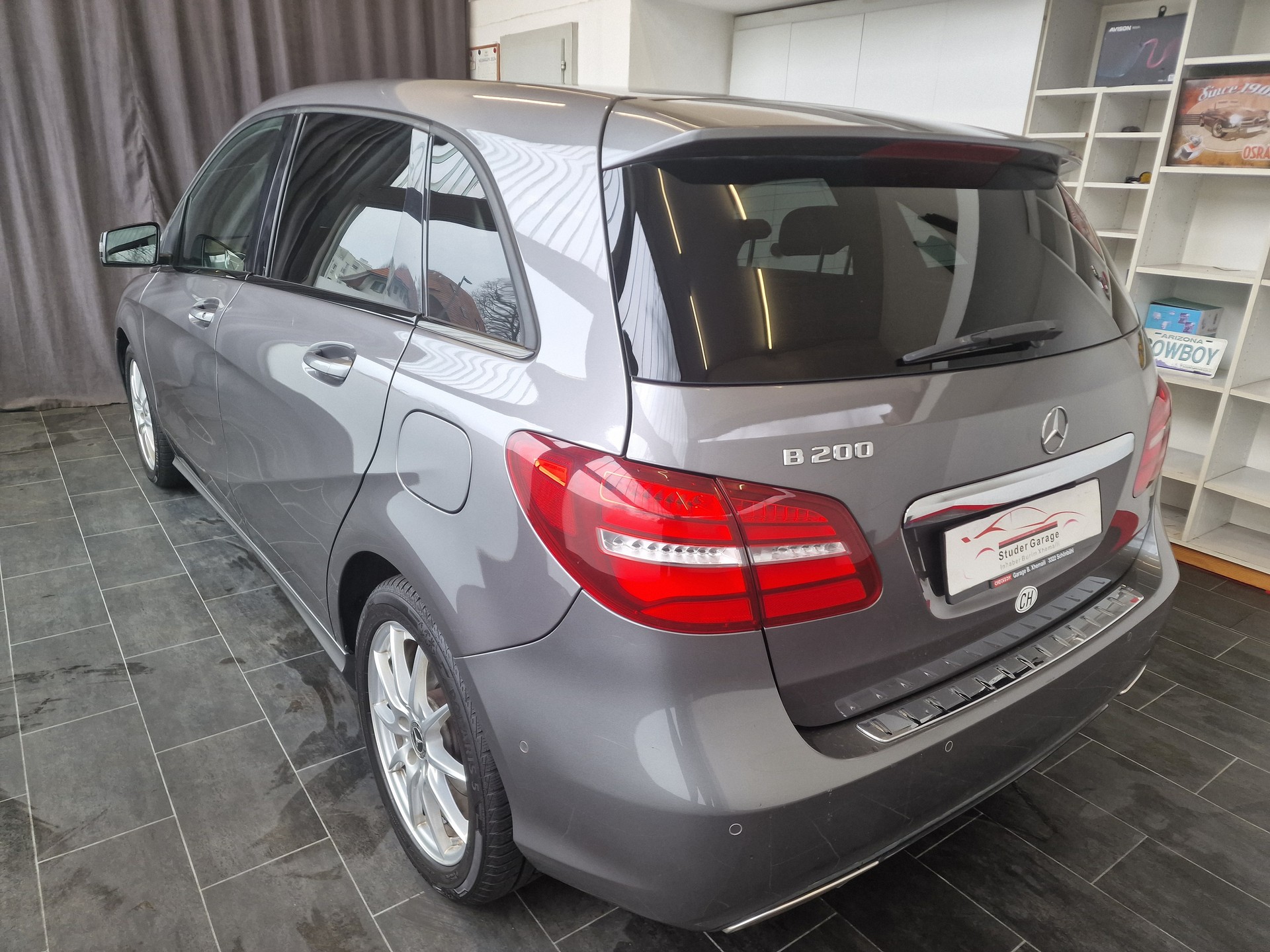 MERCEDES-BENZ B 200 Night Star-image-7