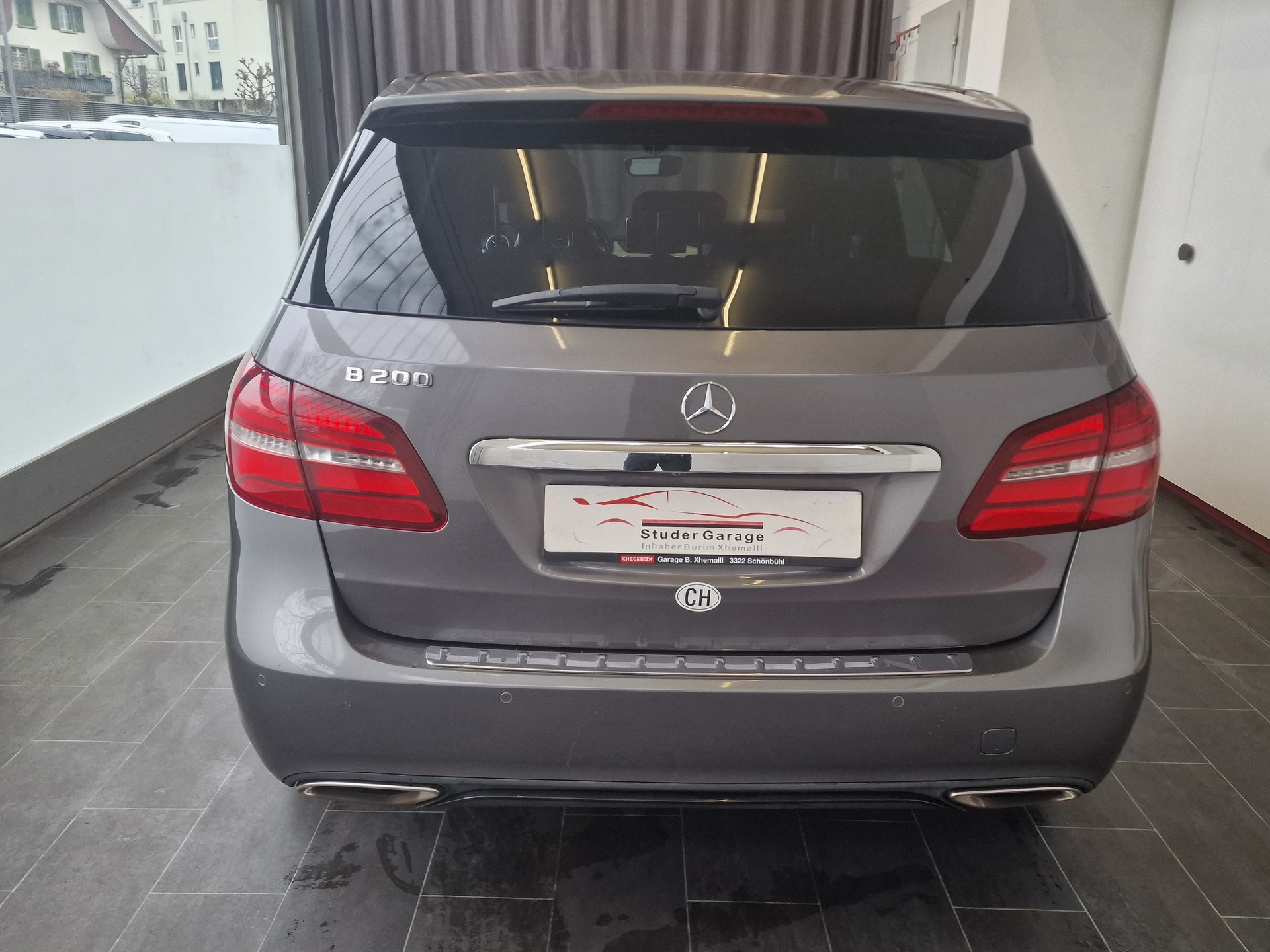 MERCEDES-BENZ B 200 Night Star-image-6