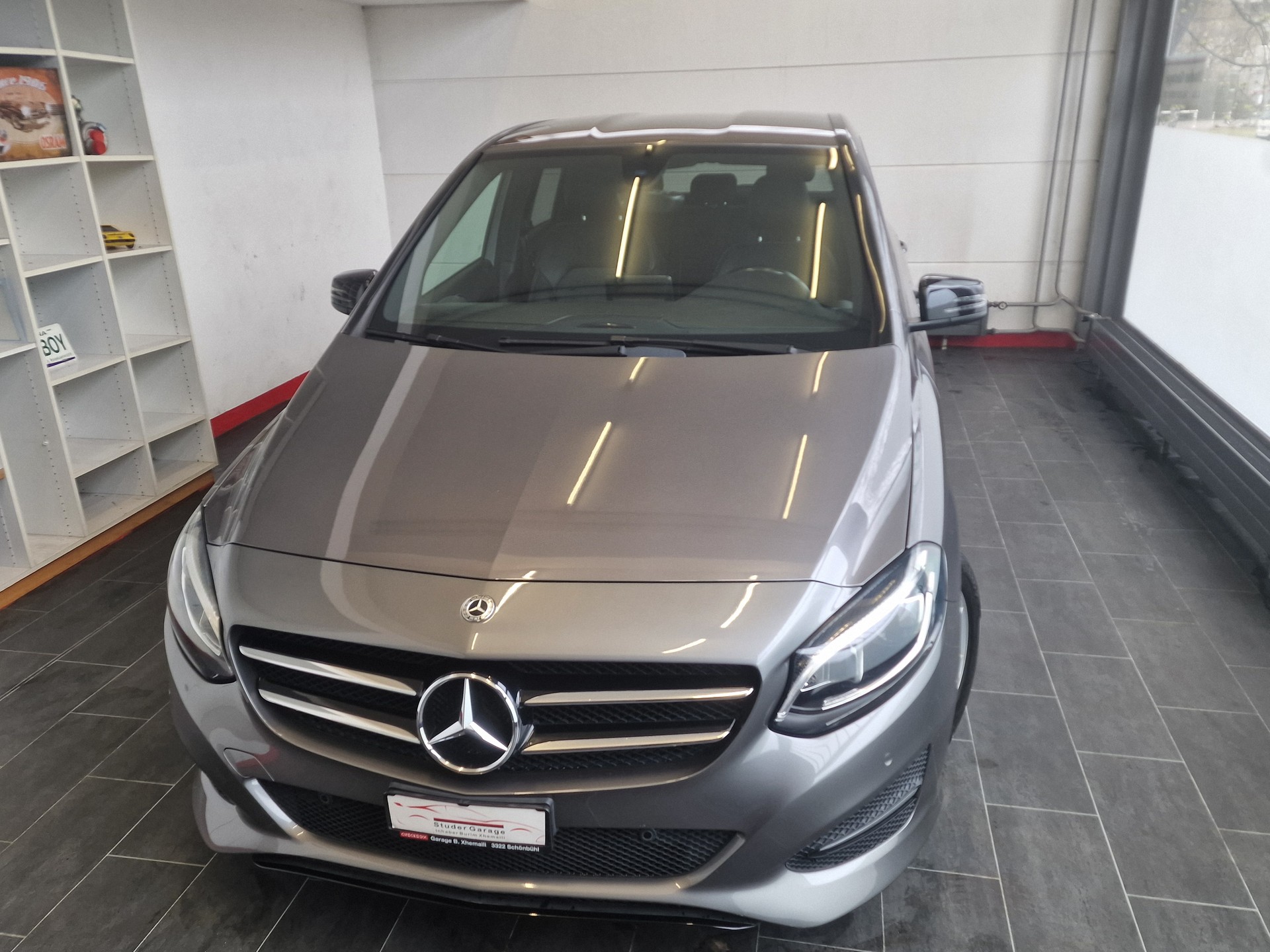 MERCEDES-BENZ B 200 Night Star-image-2