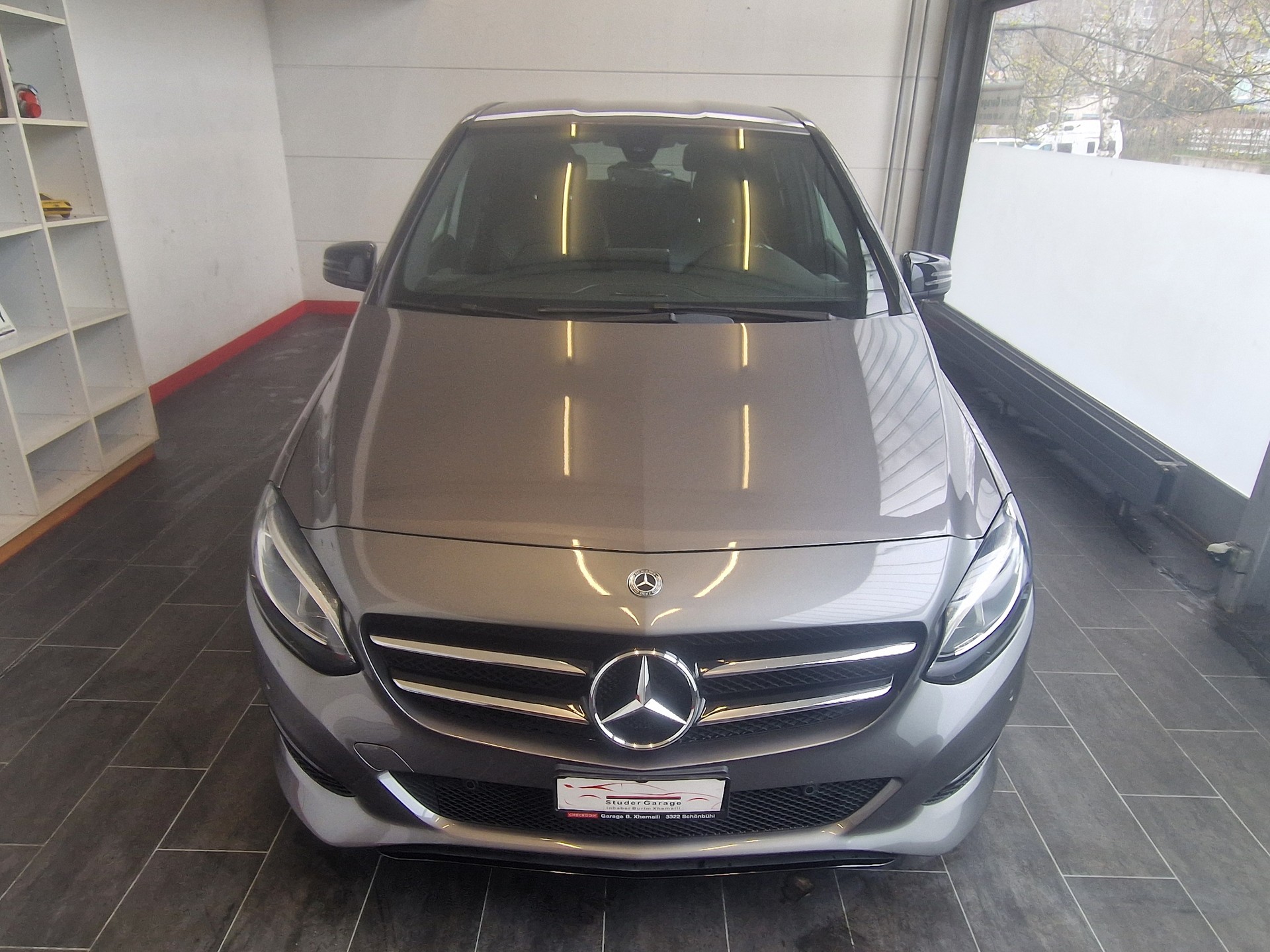MERCEDES-BENZ B 200 Night Star-image-1