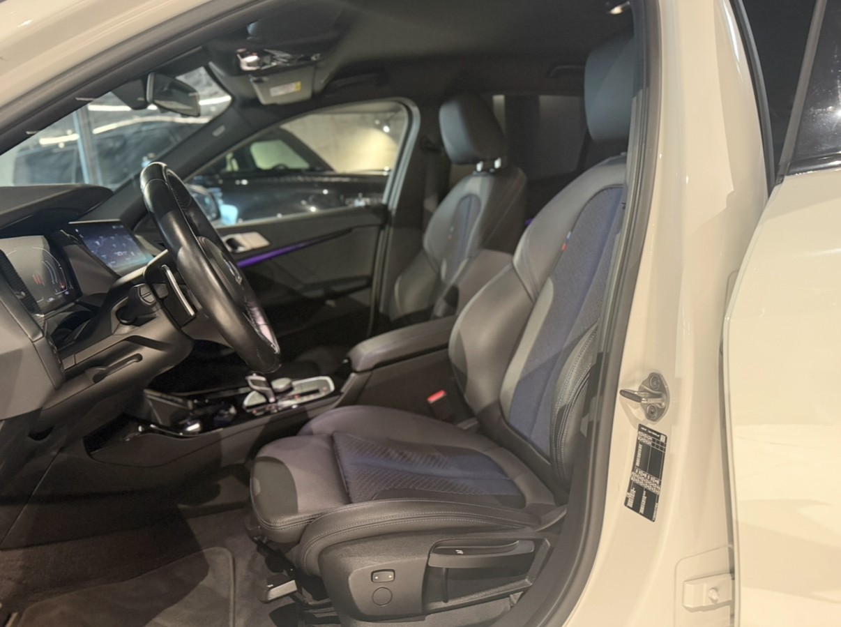 BMW 118d Steptronic M Sport-image-6