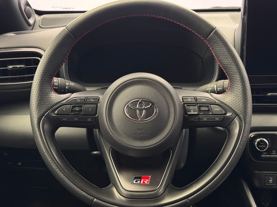 Yaris Hybrid 1.5 GR Sport