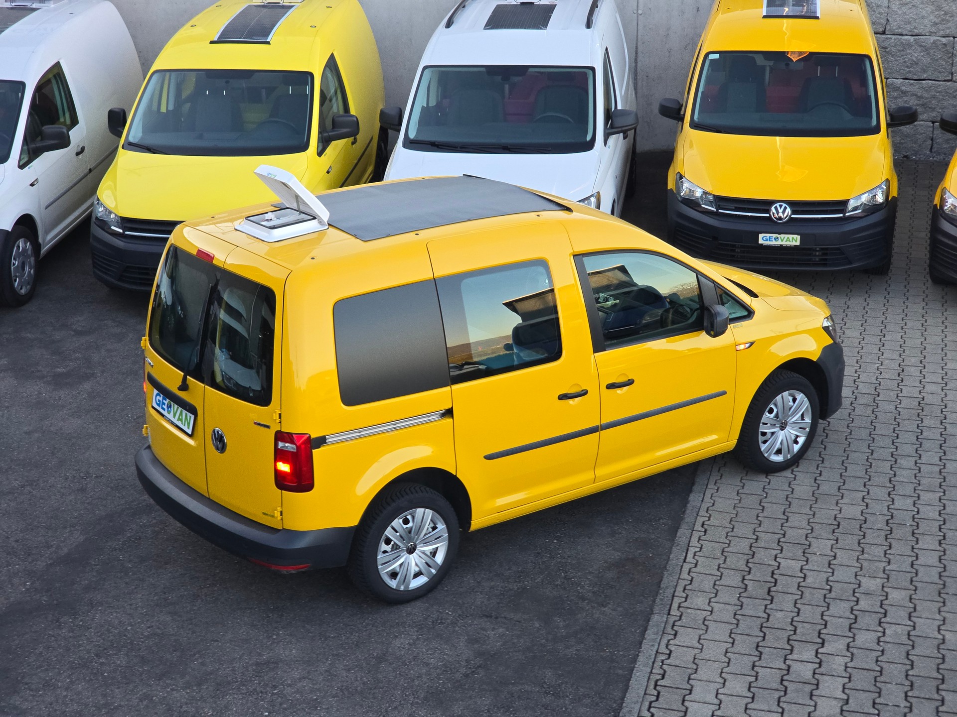 VW VW GEOVAN M - Allrad - Automat - 150PS - Klima - PDC - BC - Tempomat-image-2