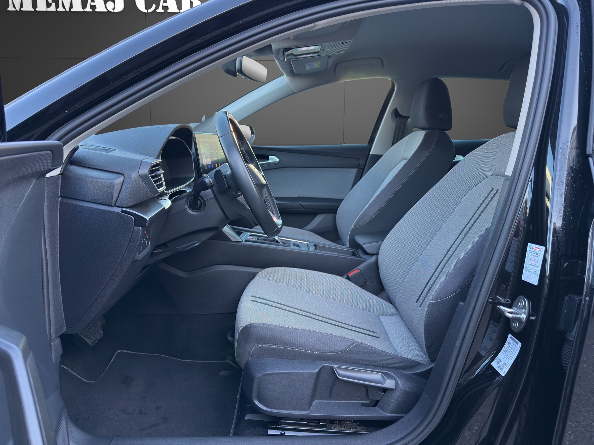 SEAT Leon 1.0 eTSI mHEV Style-image-11
